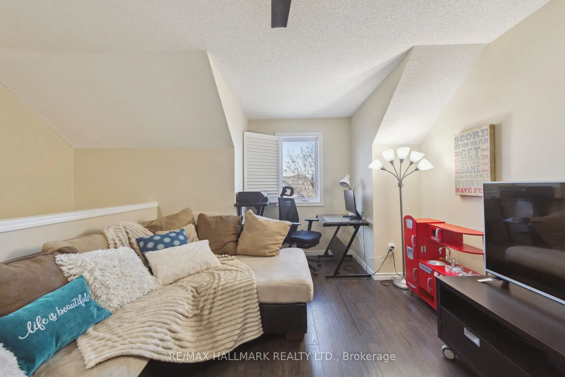 2088 Leanne Boulevard, #42