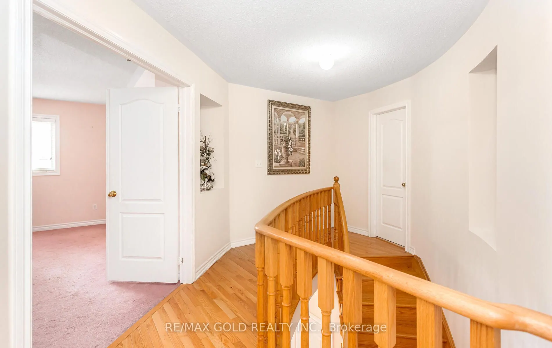527 Fernforest Drive