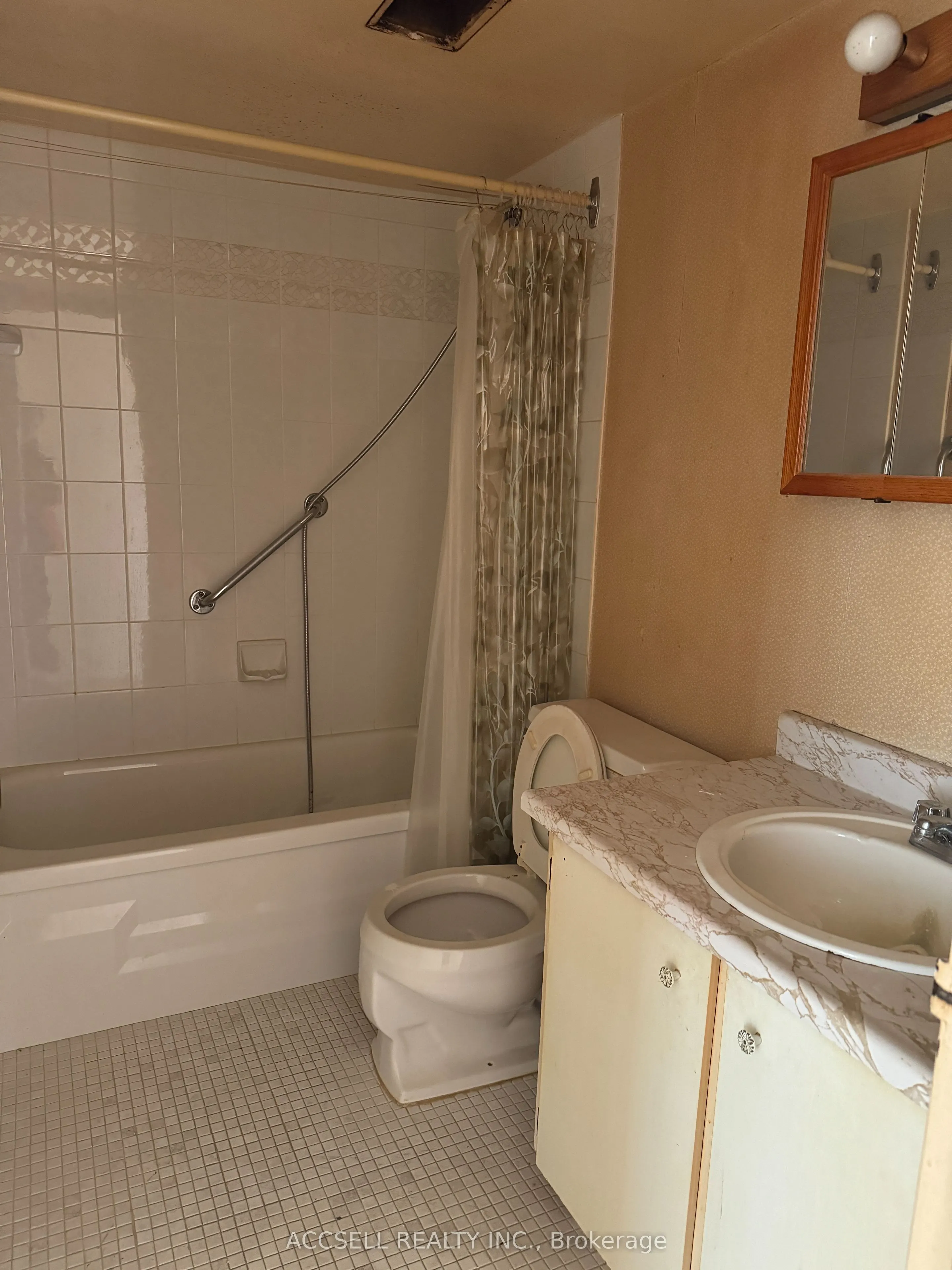 2323 Confederation Parkway, #1003