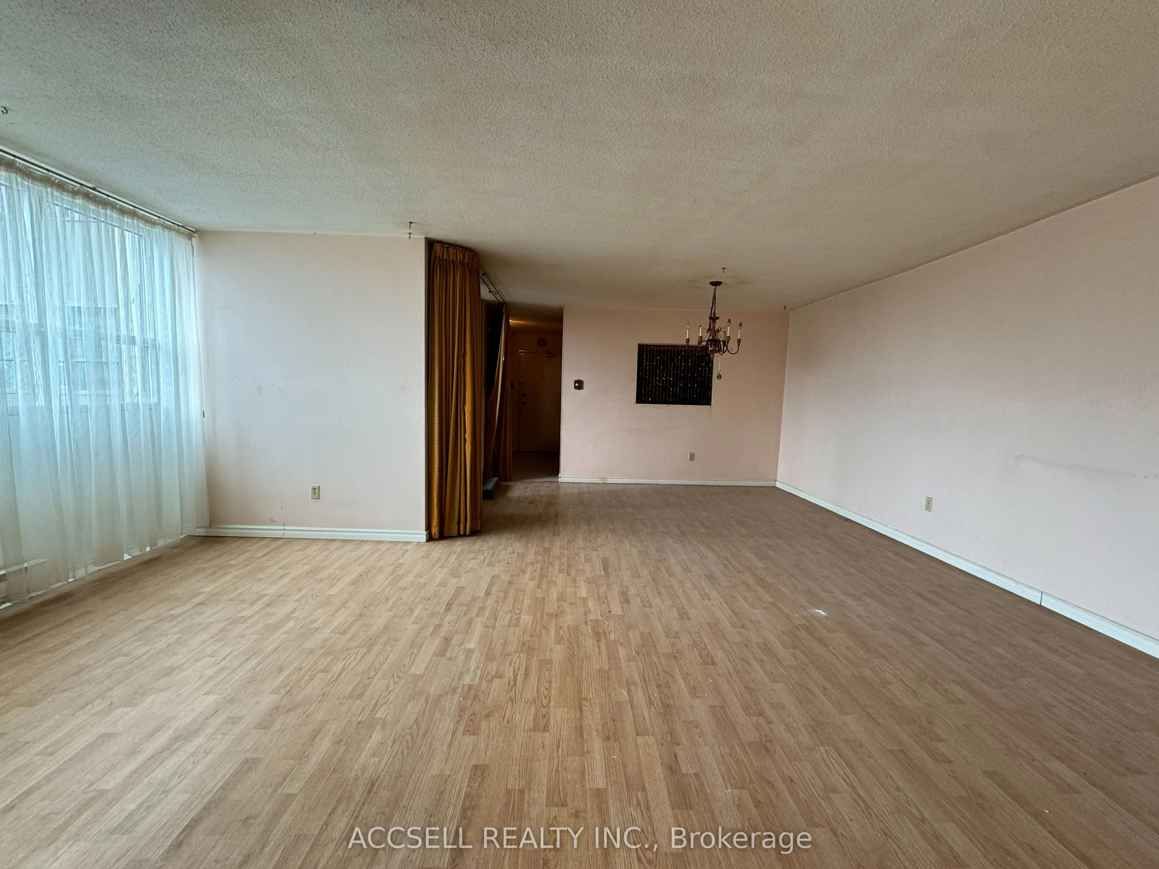 2323 Confederation Parkway, #1003