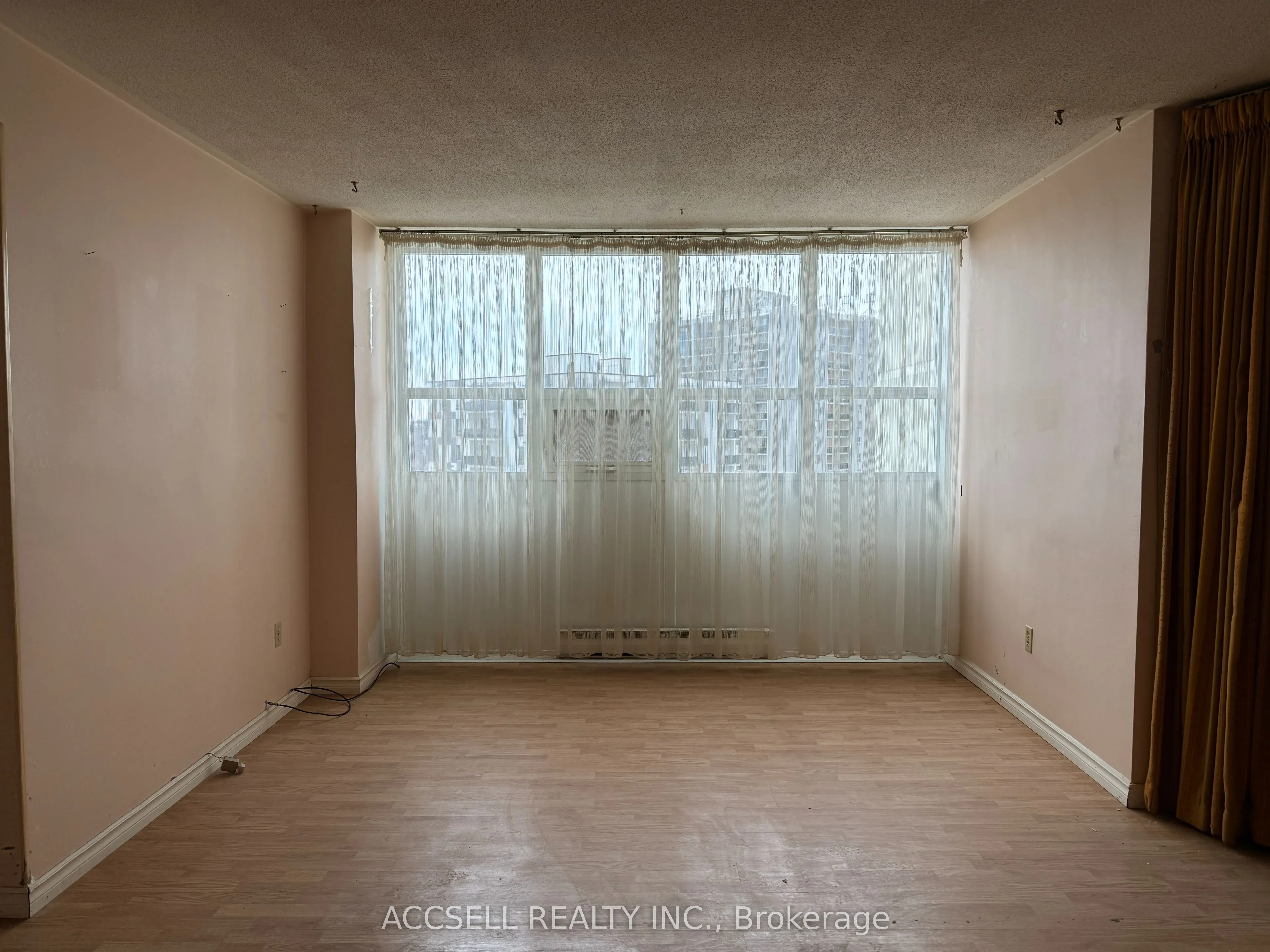2323 Confederation Parkway, #1003