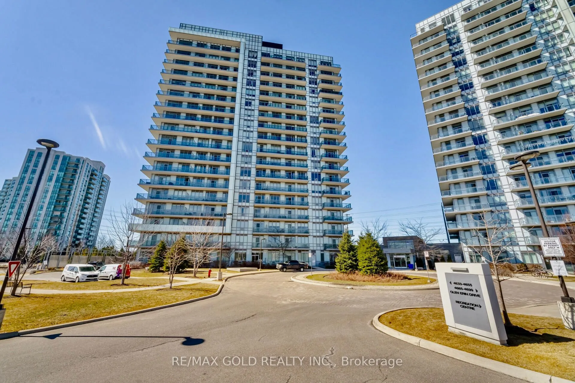 4633 Glen Erin Drive, #607