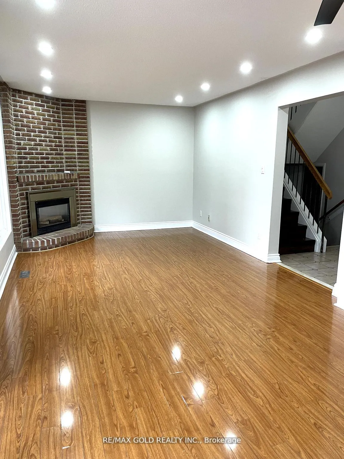 14 Parkside Drive