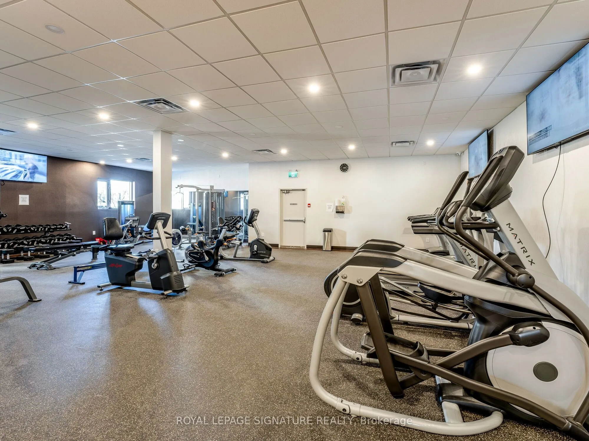812 Burnhamthorpe Road, #607