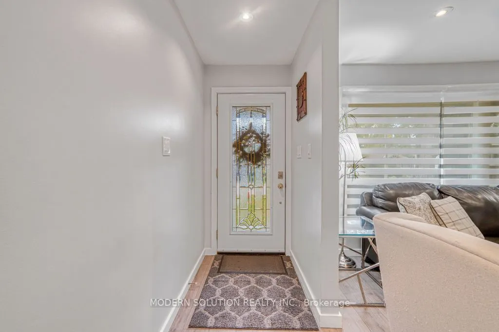 605 Curzon Avenue