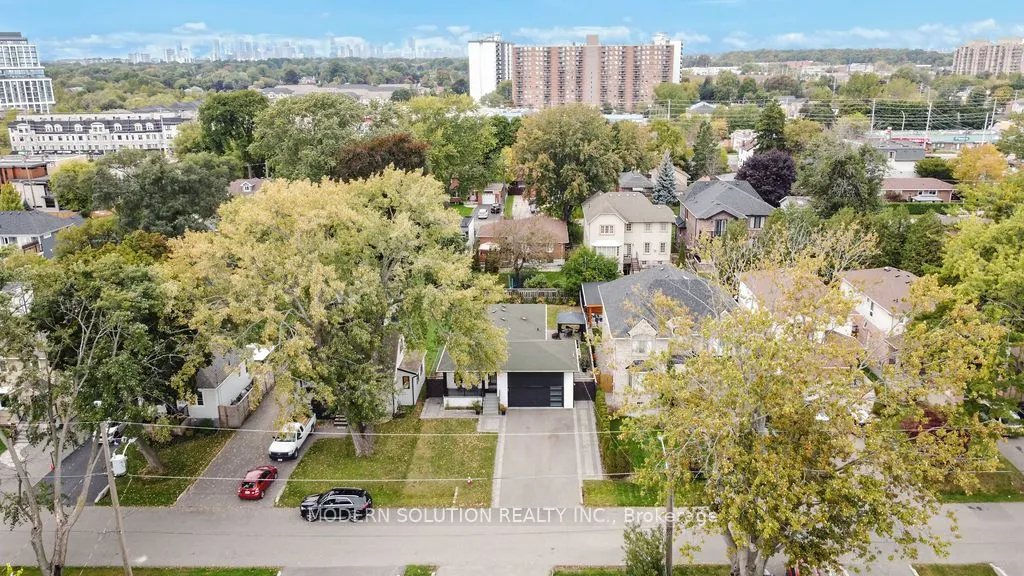 605 Curzon Avenue