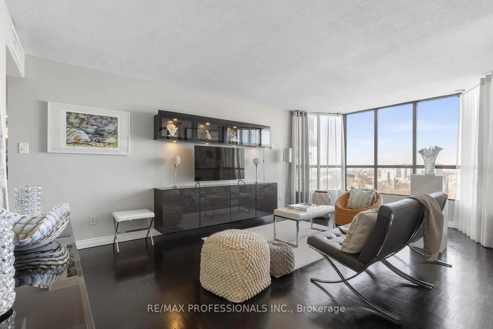 1333 Bloor Street, #2319