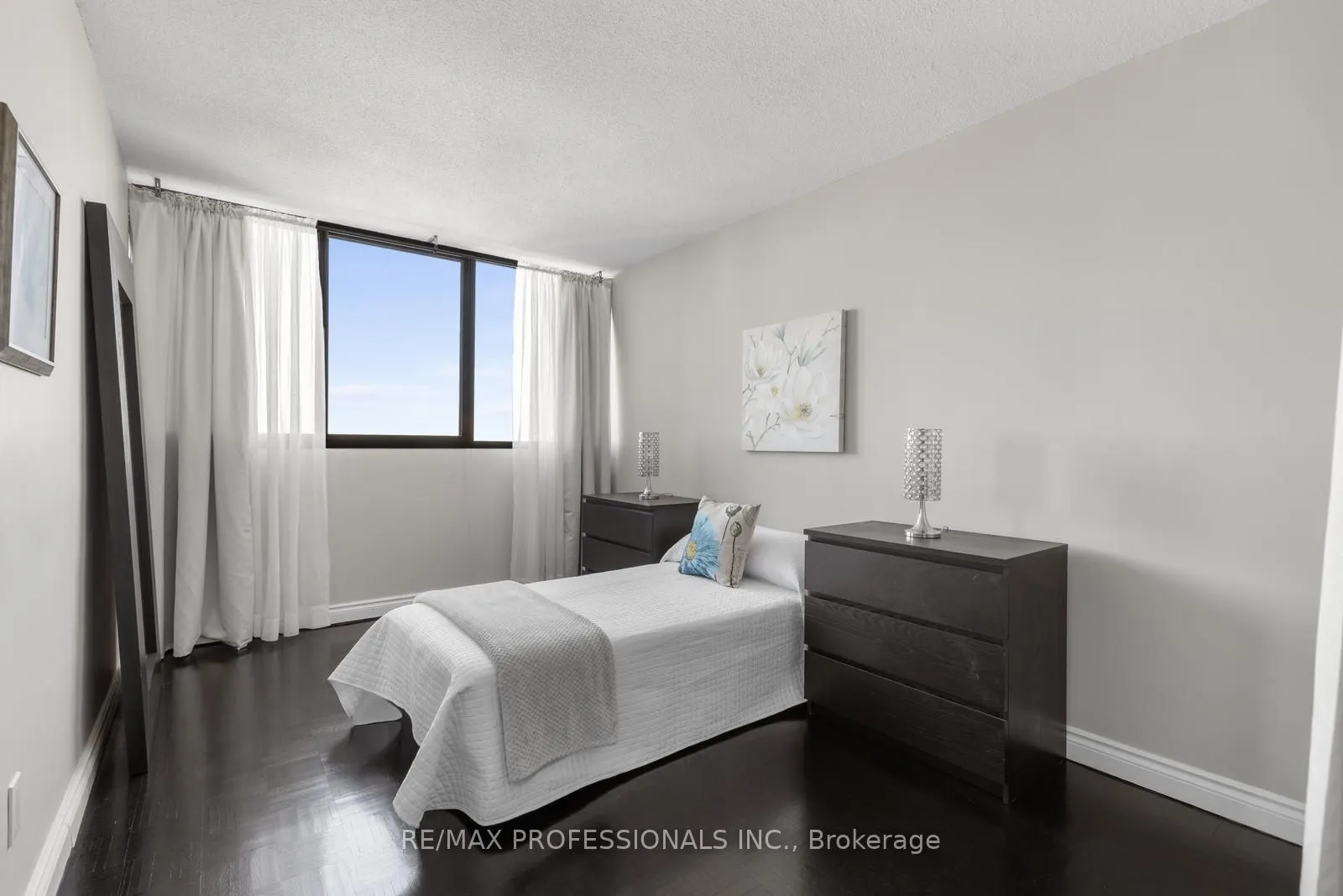 1333 Bloor Street, #2319