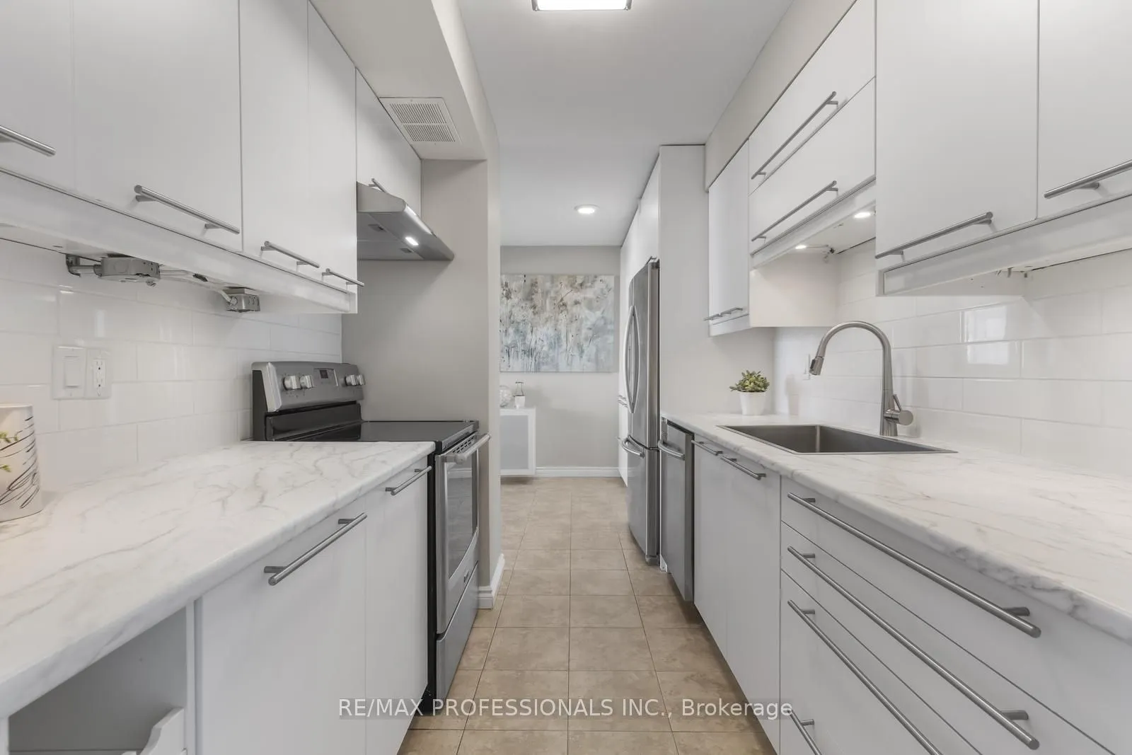 1333 Bloor Street, #2319