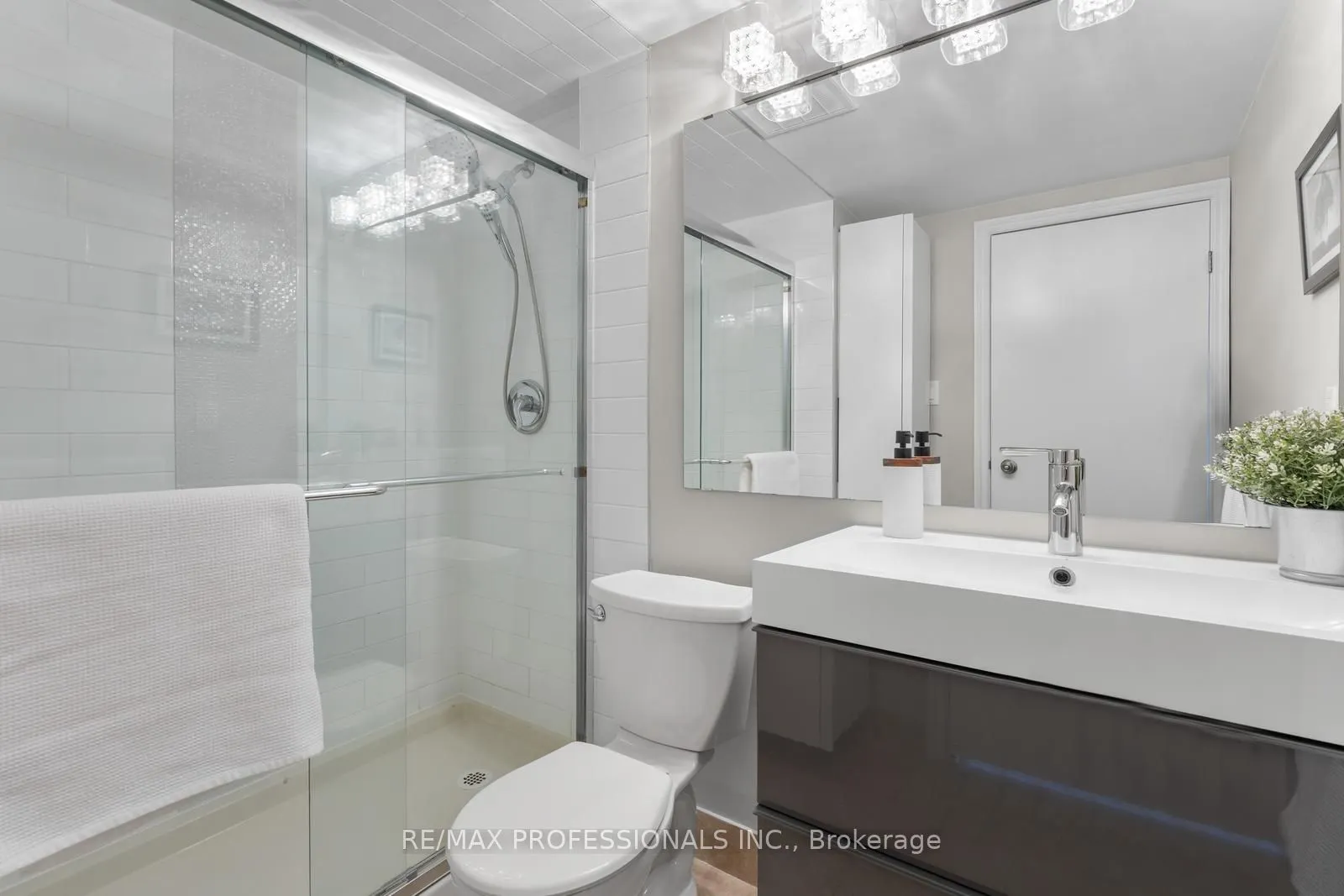 1333 Bloor Street, #2319