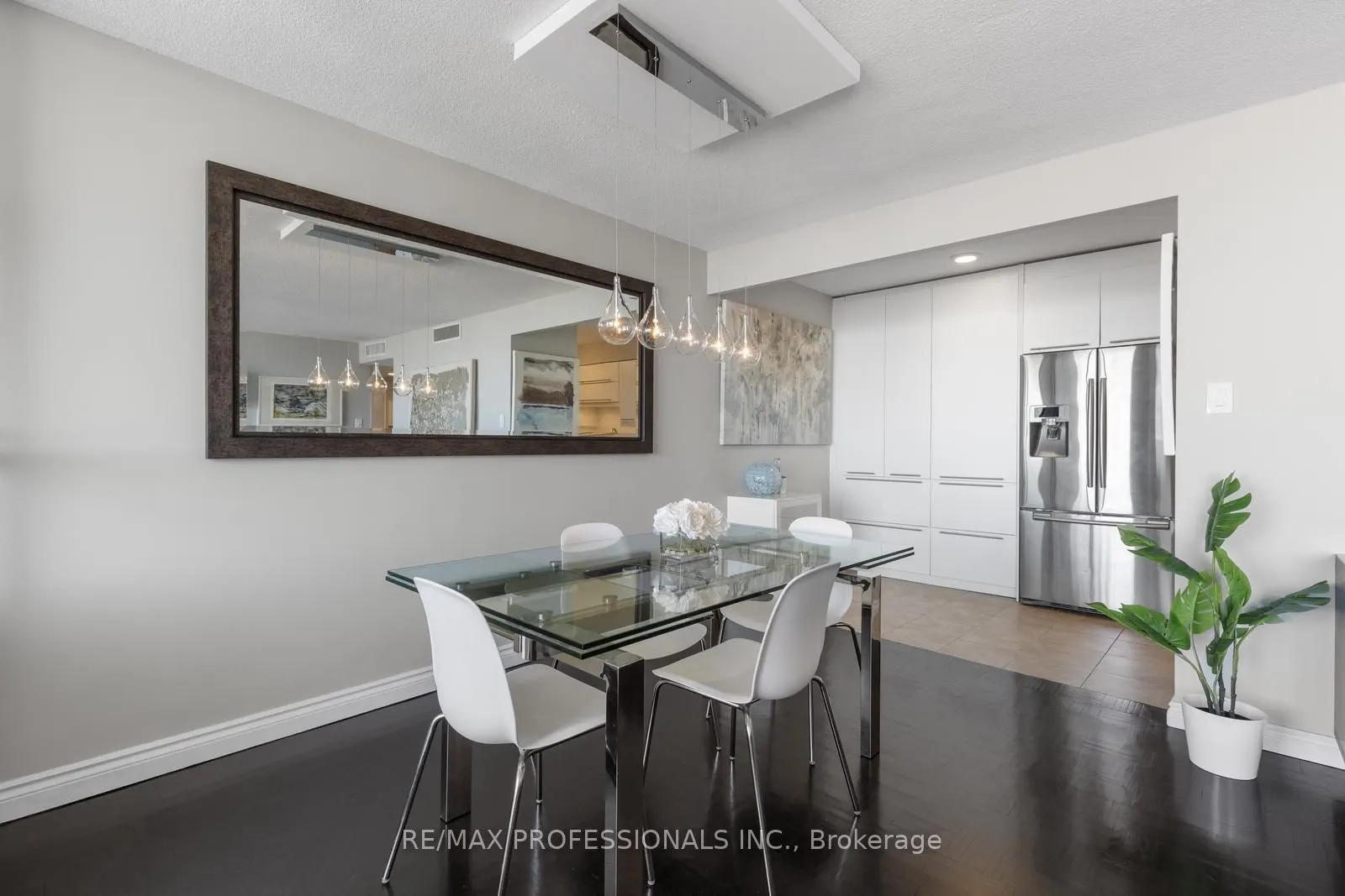 1333 Bloor Street, #2319