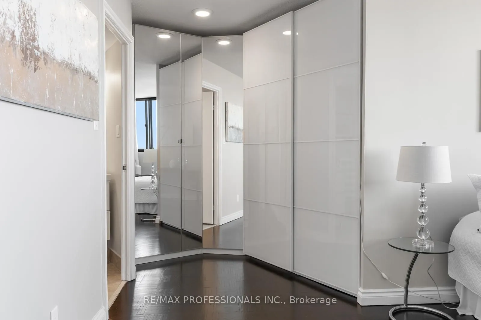 1333 Bloor Street, #2319