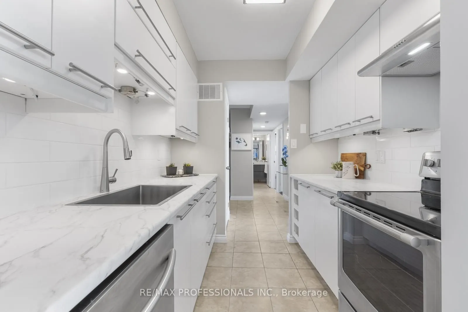 1333 Bloor Street, #2319