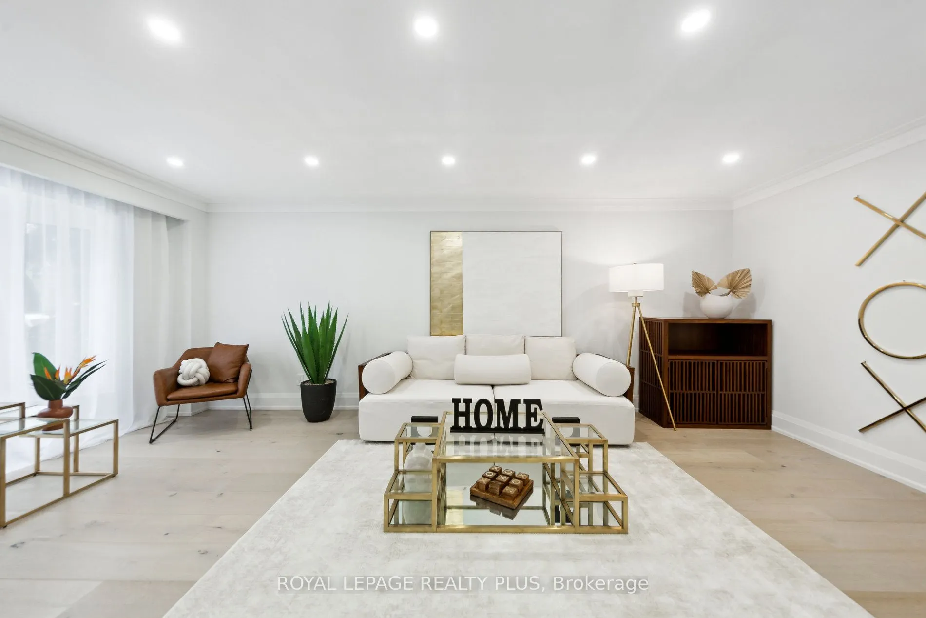4344 Dallas Court