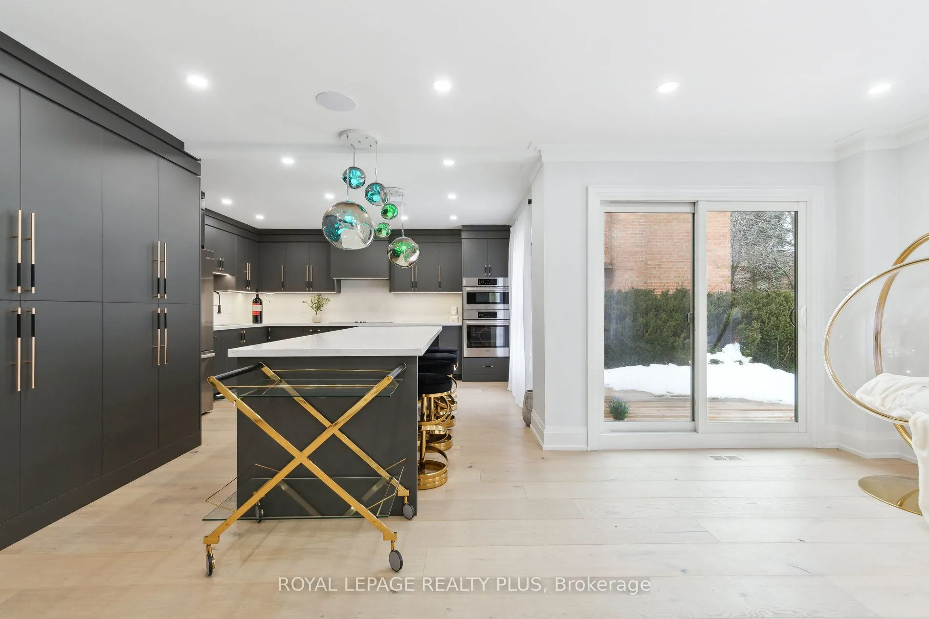 4344 Dallas Court