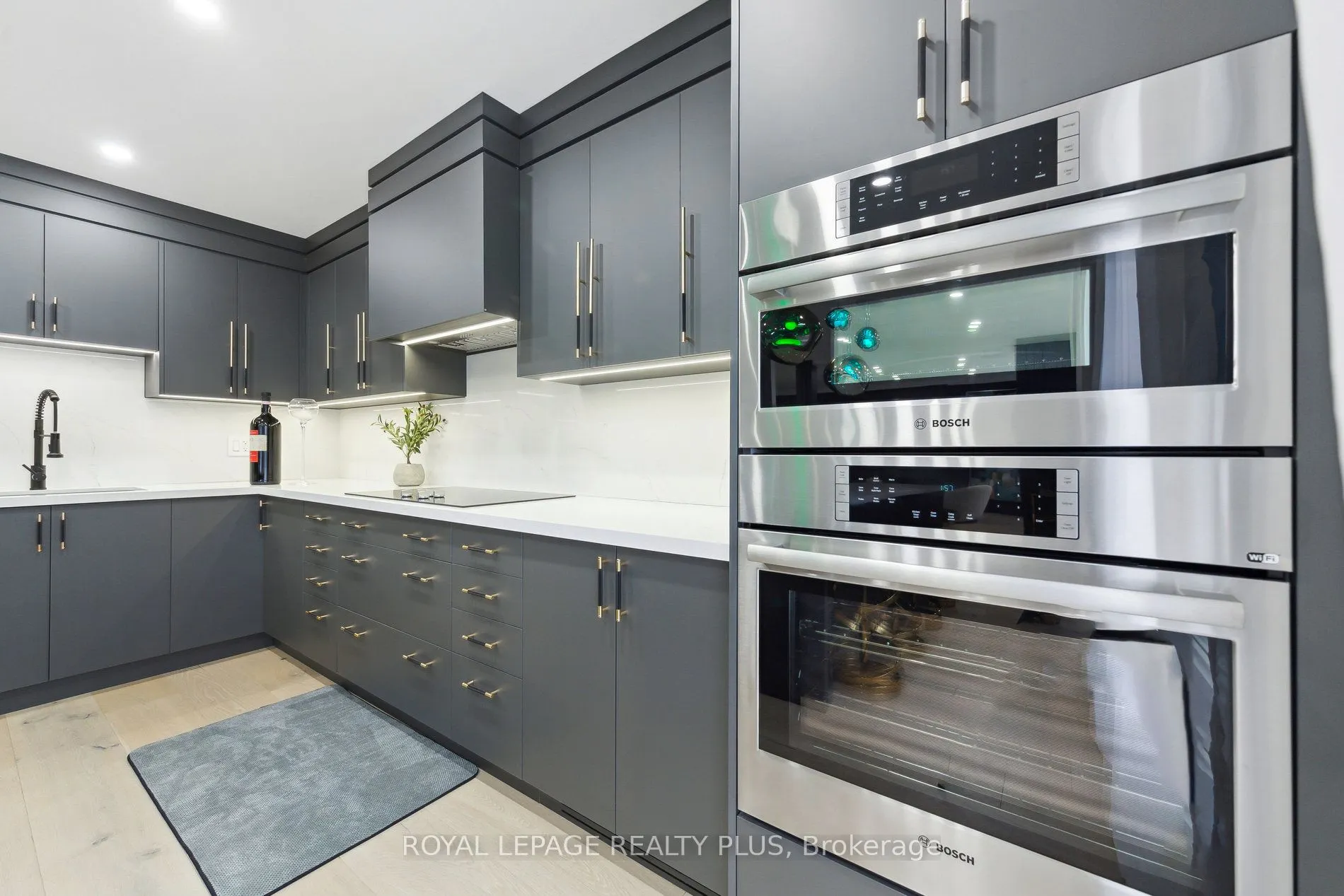 4344 Dallas Court
