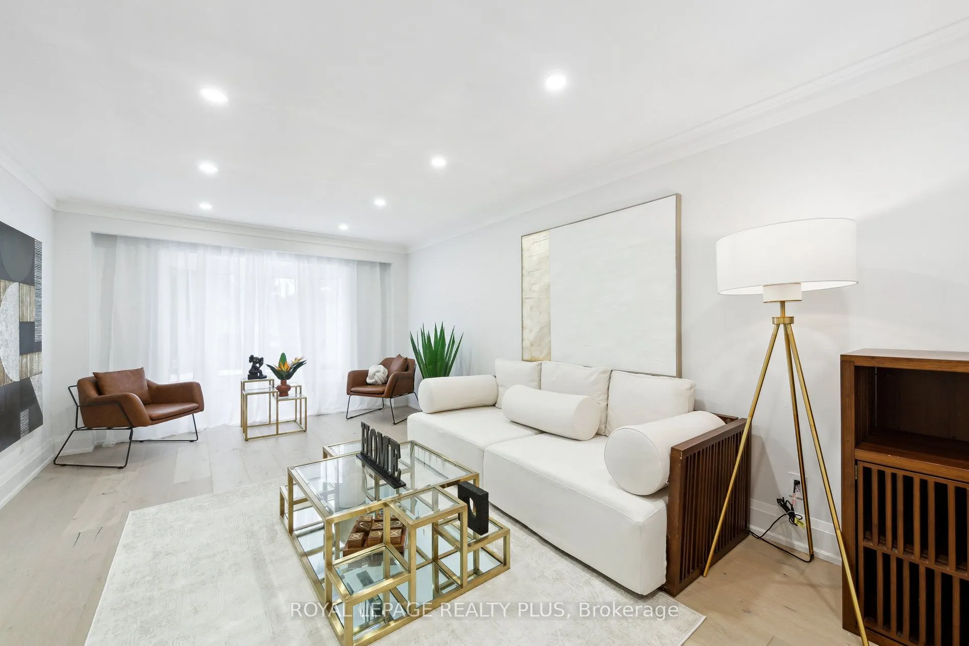 4344 Dallas Court