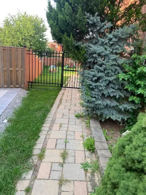 248 Breton Avenue, #Lower