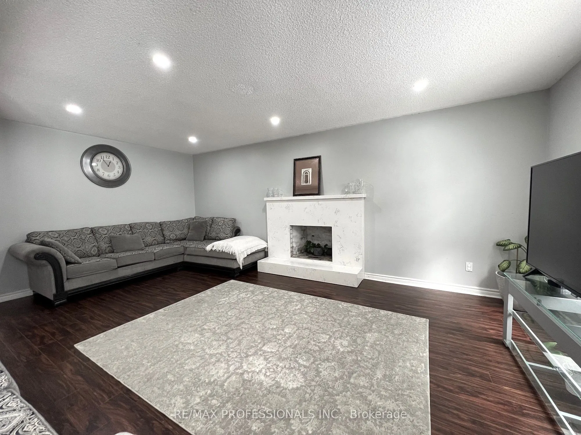 2088 Perran Drive