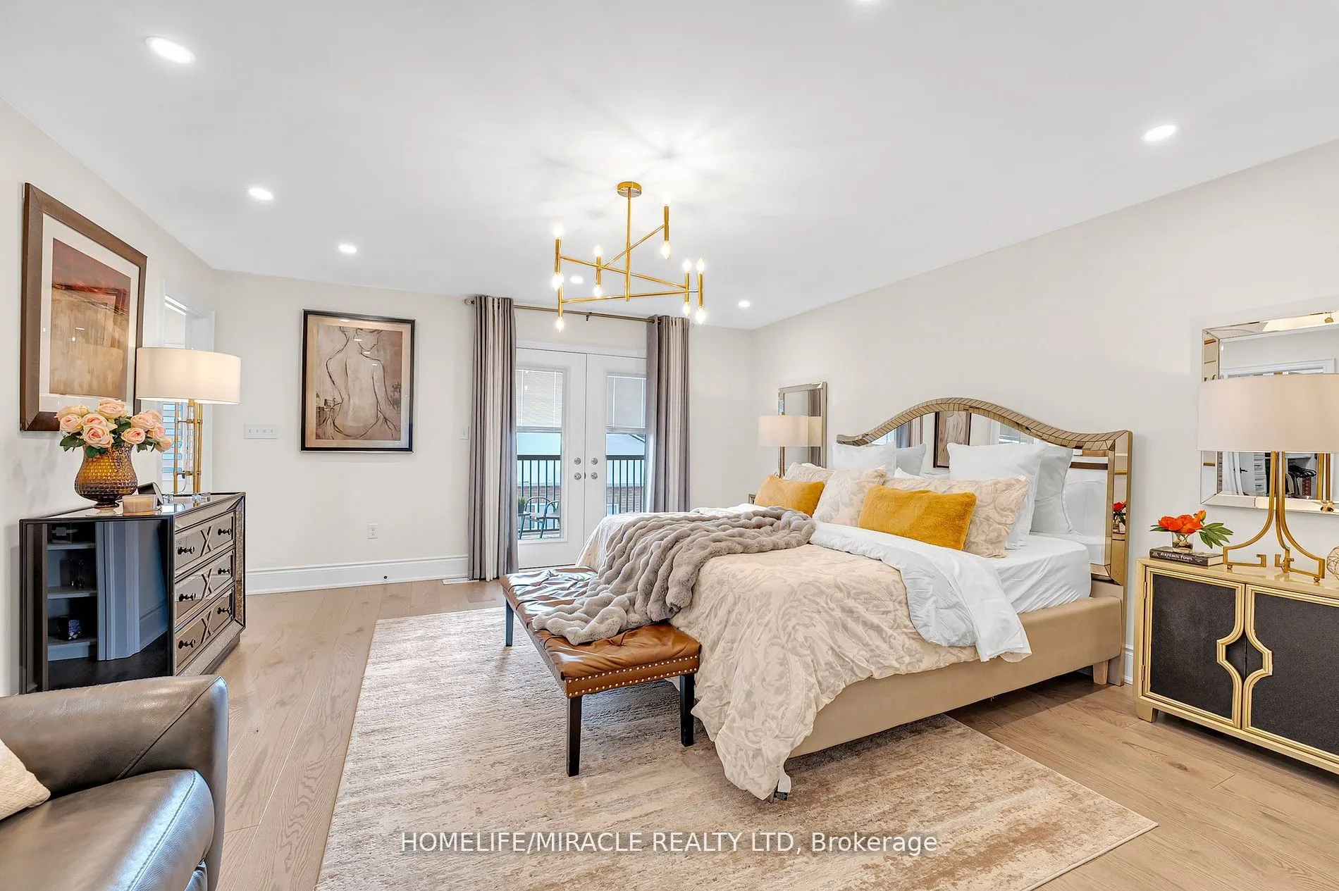 111 Benhurst Crescent