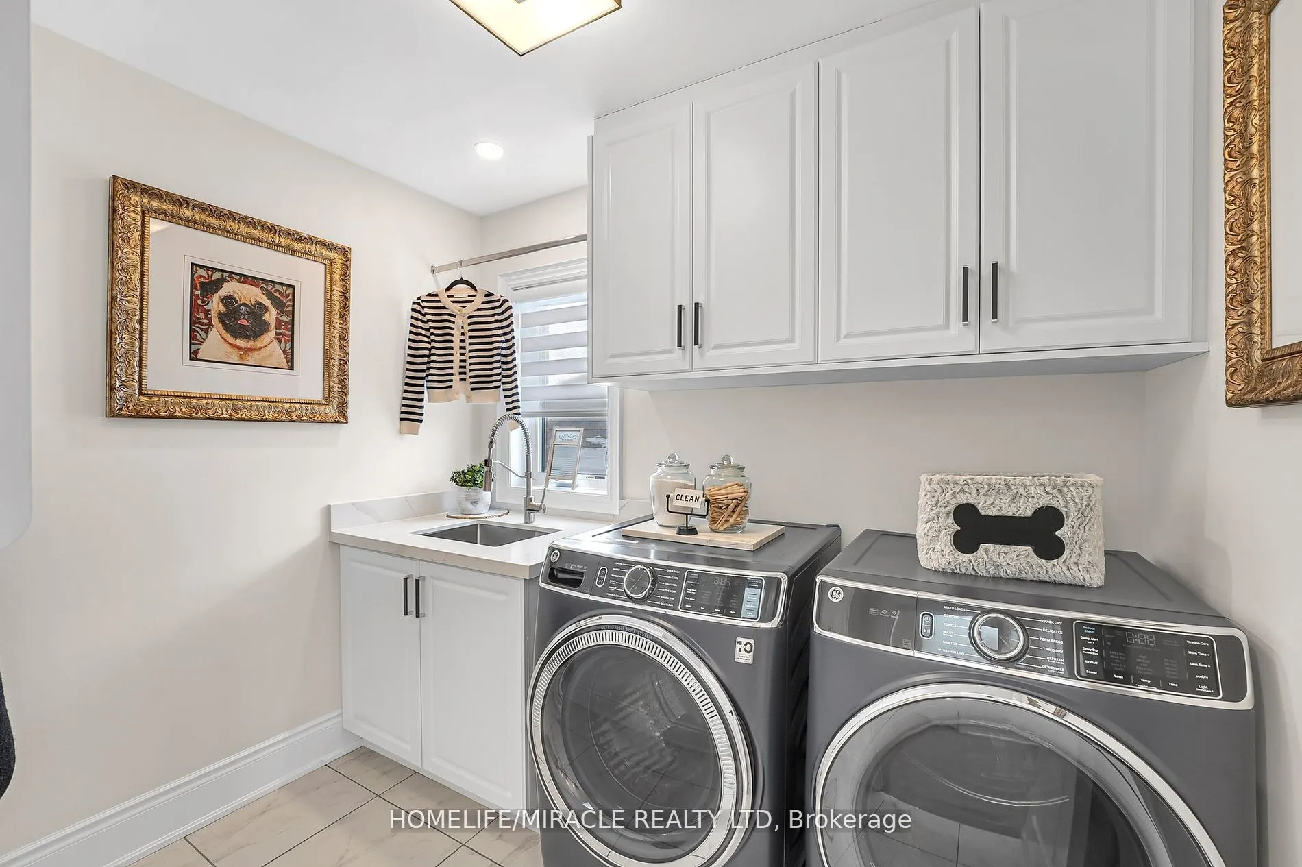 111 Benhurst Crescent