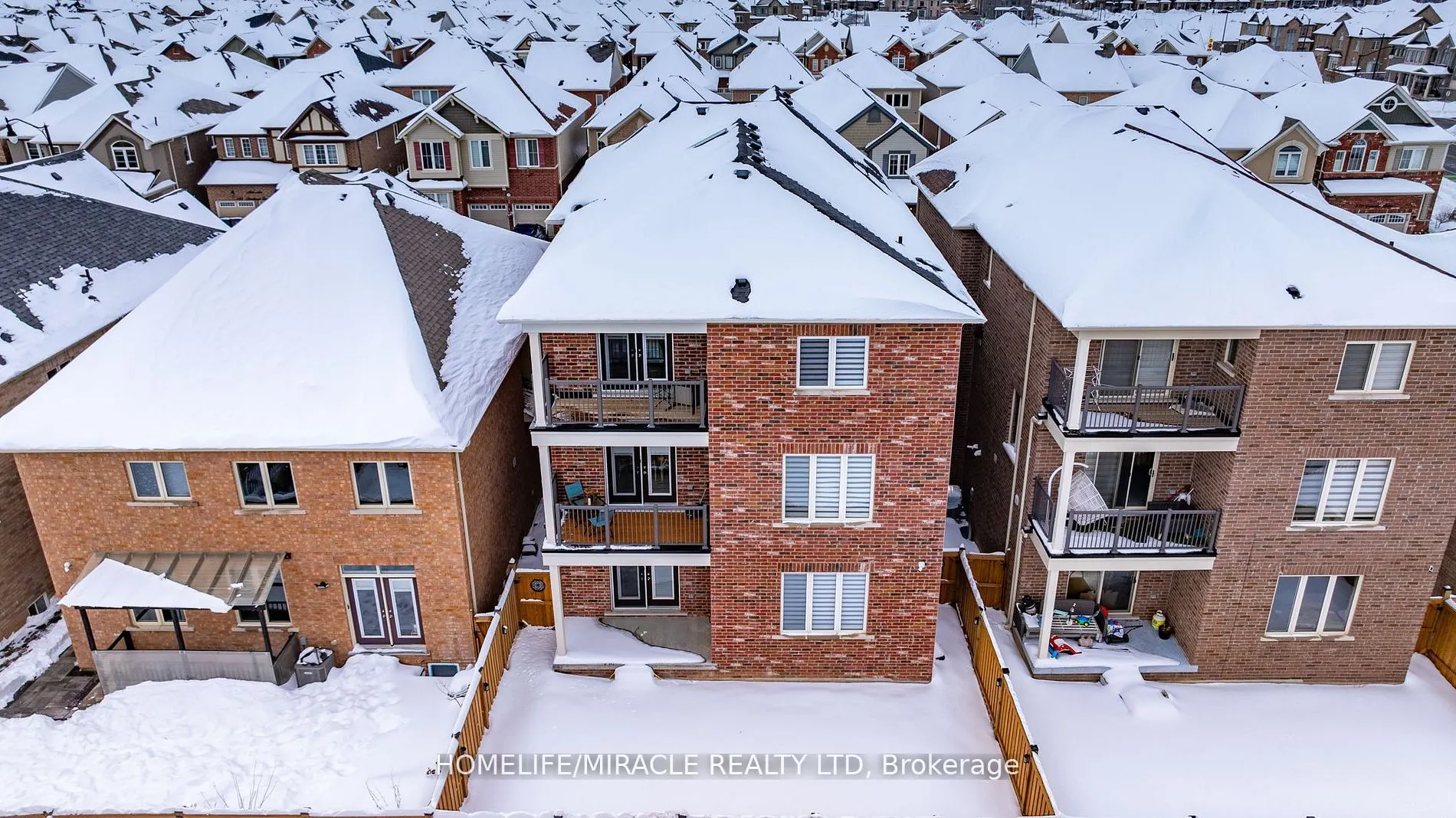 111 Benhurst Crescent