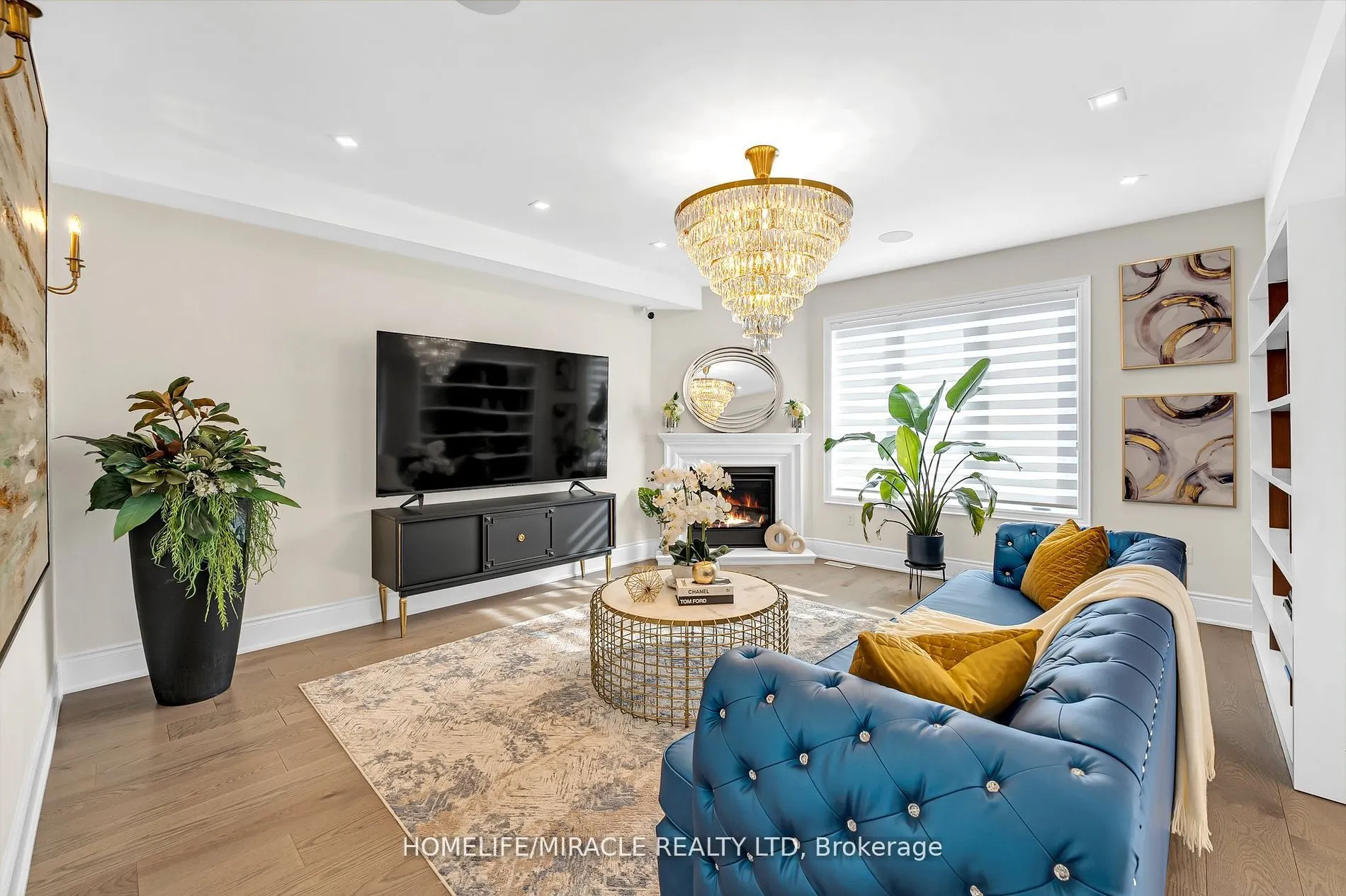 111 Benhurst Crescent