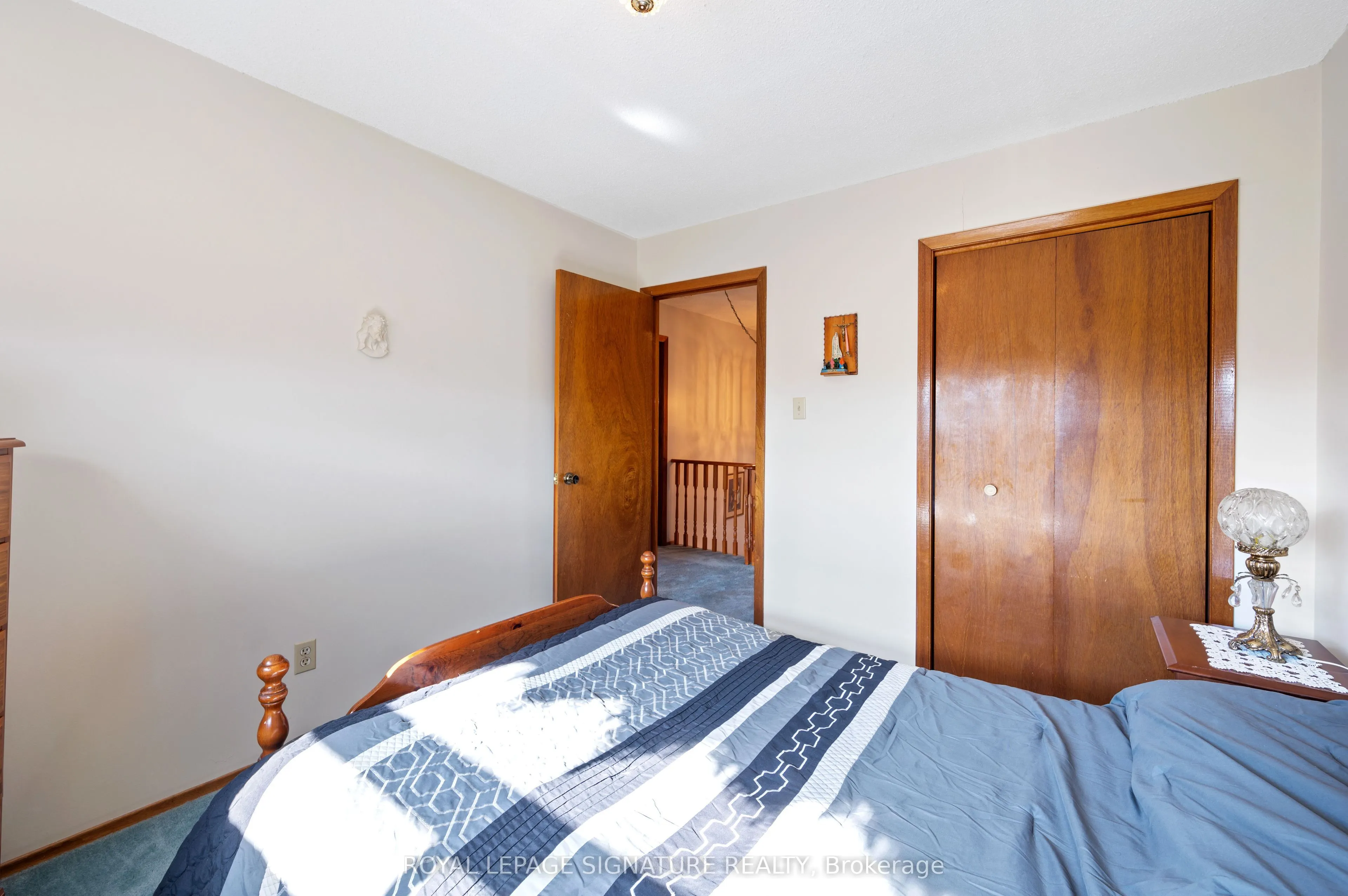 1010 Mannington Lane