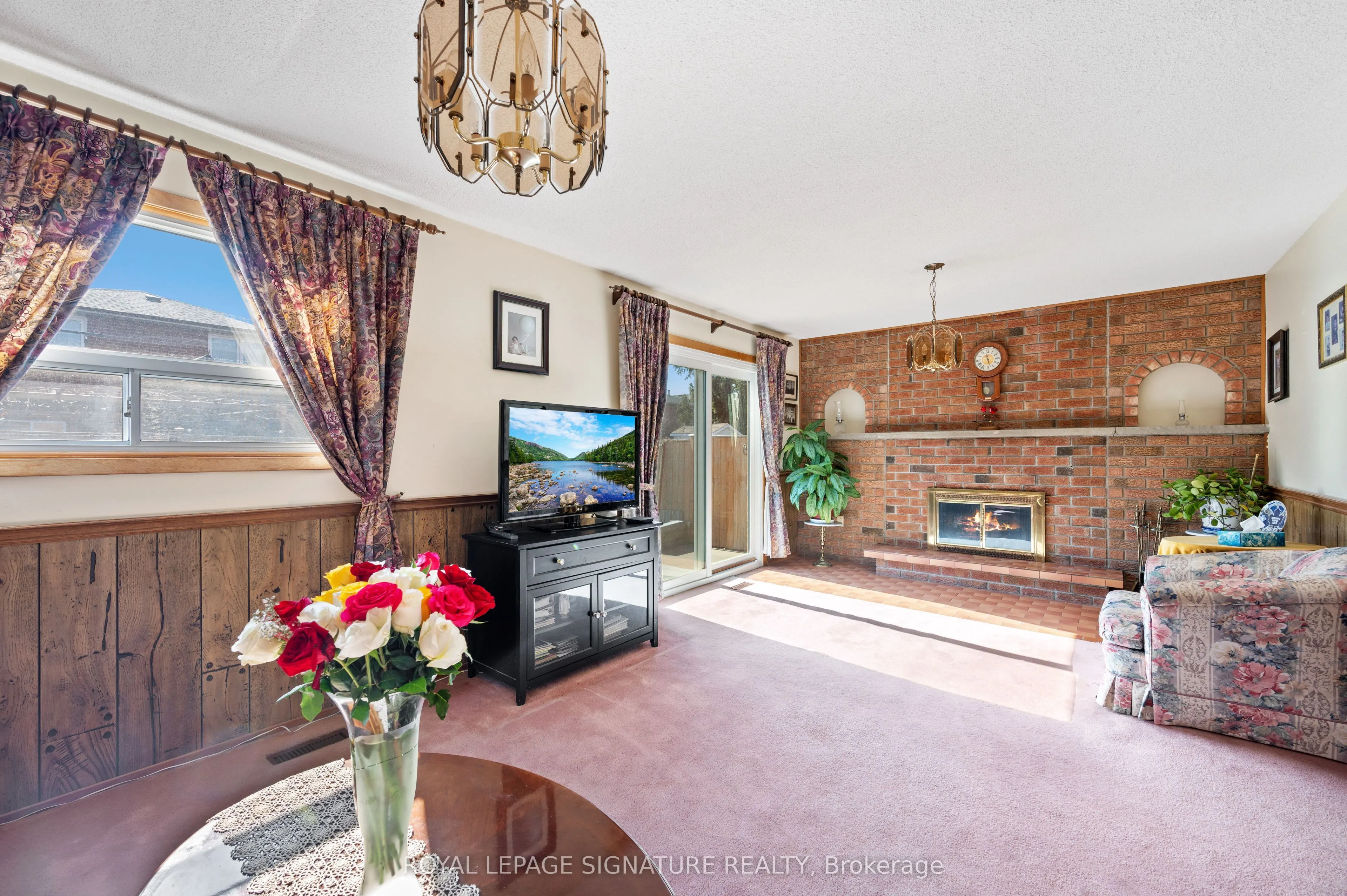 1010 Mannington Lane