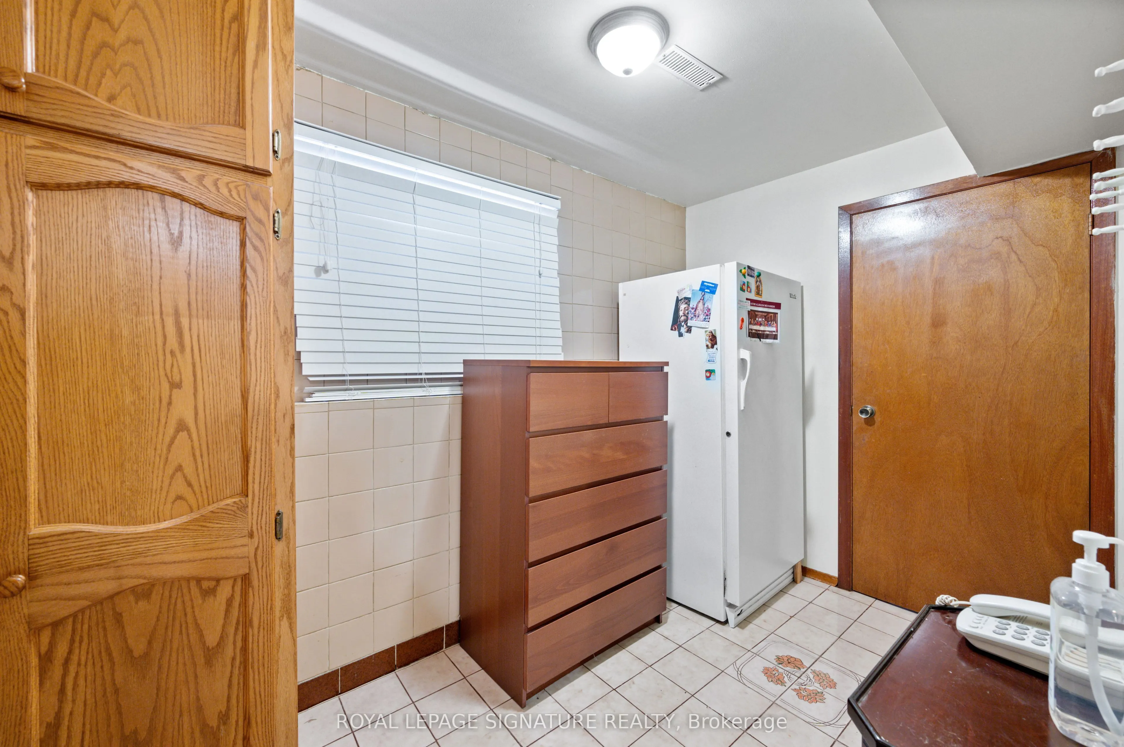1010 Mannington Lane