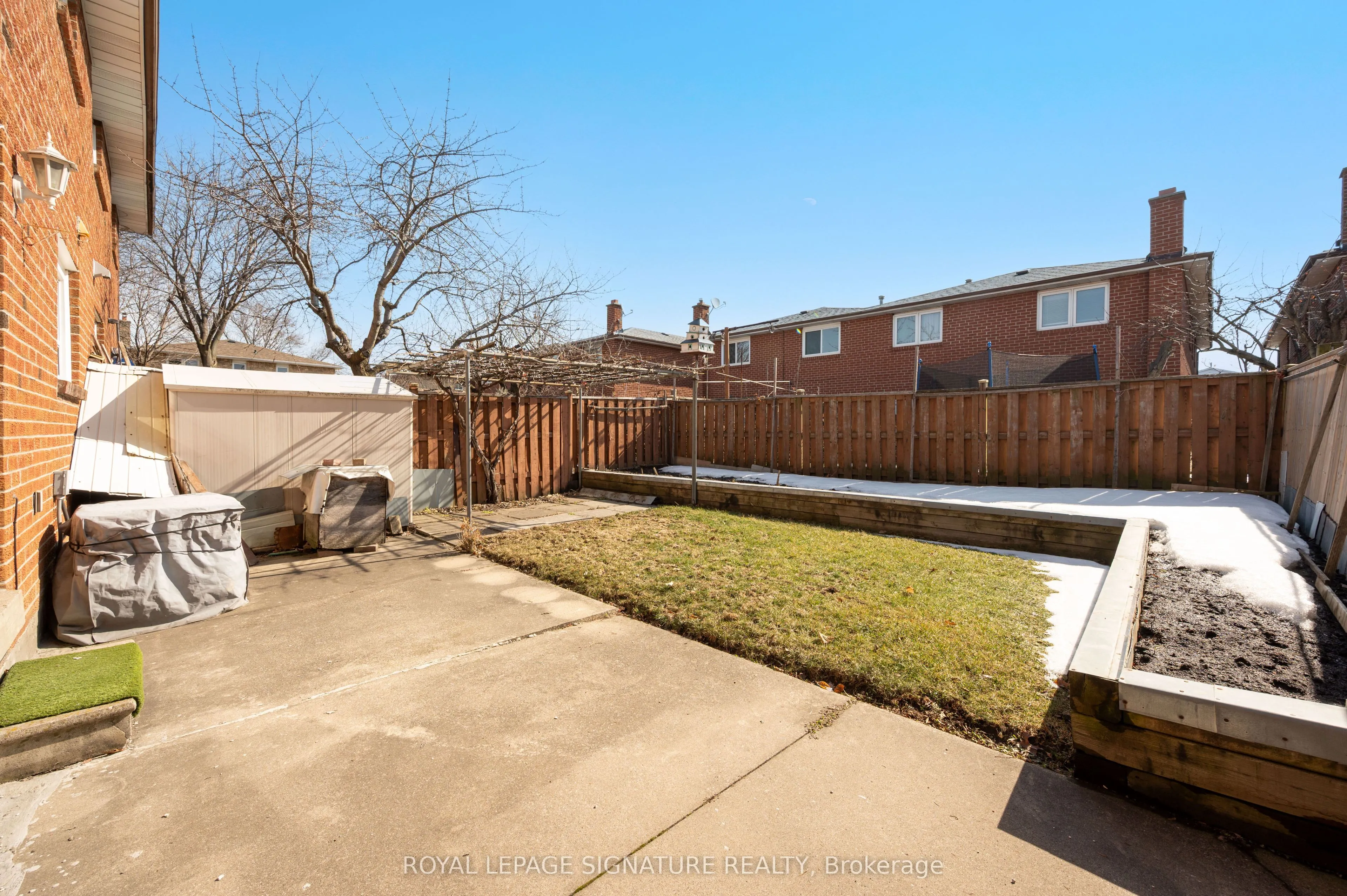 1010 Mannington Lane