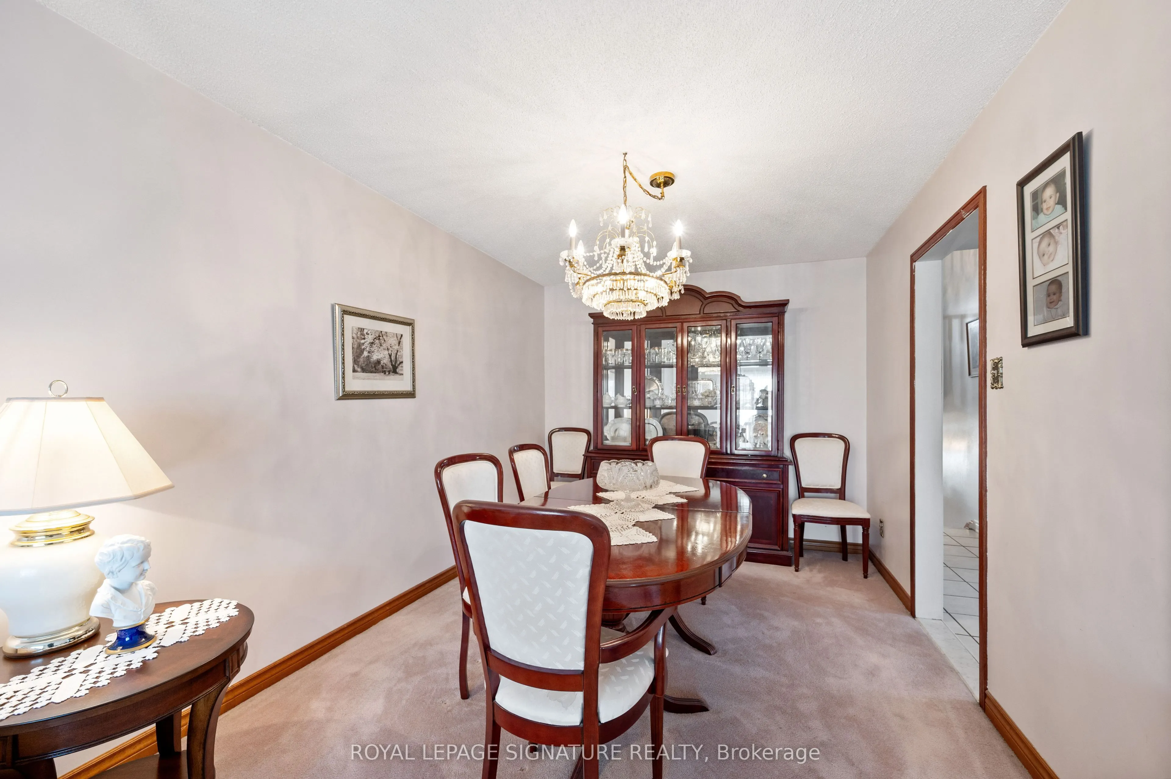 1010 Mannington Lane