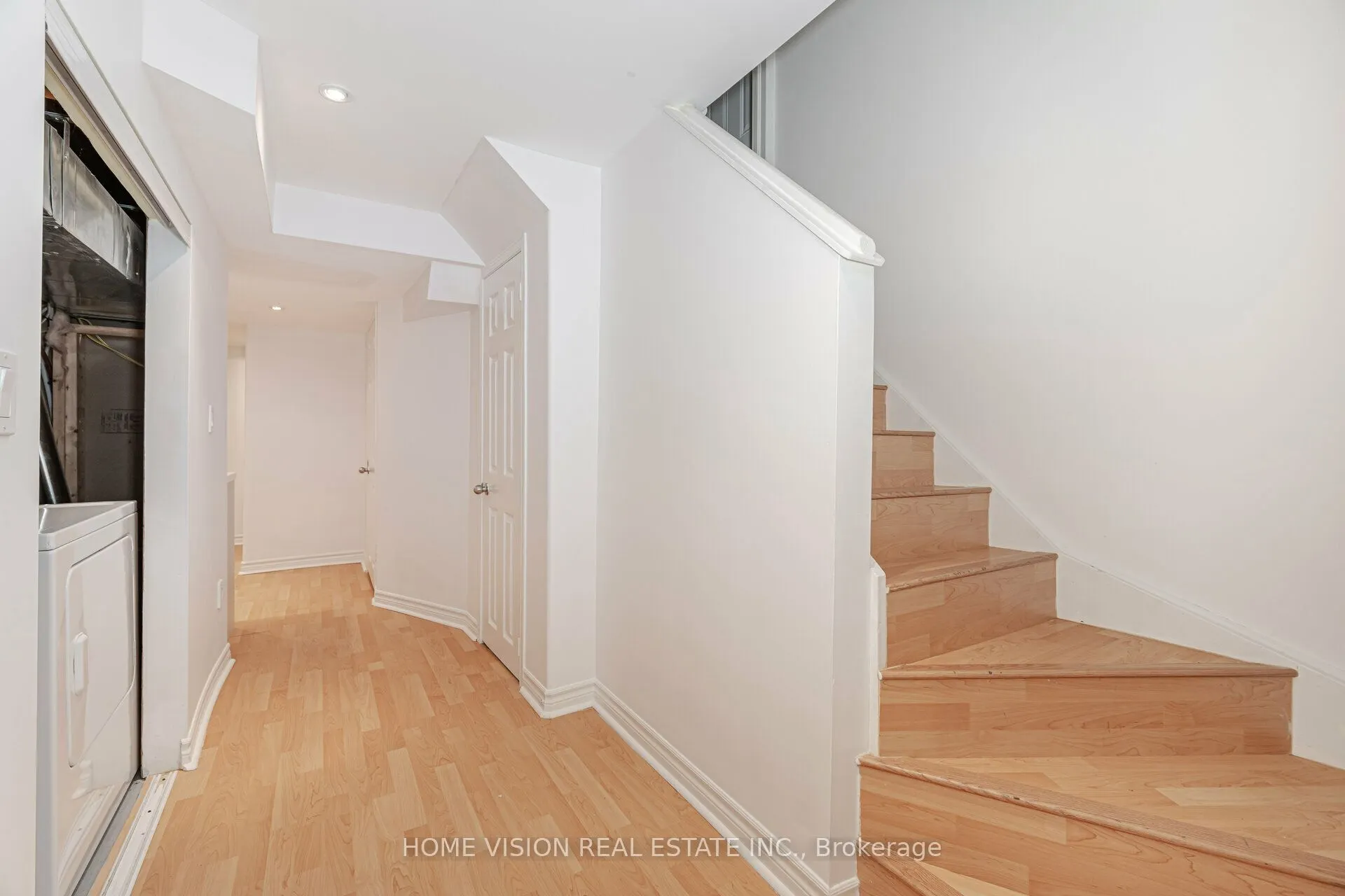 3120 Wrigglesworth Crescent