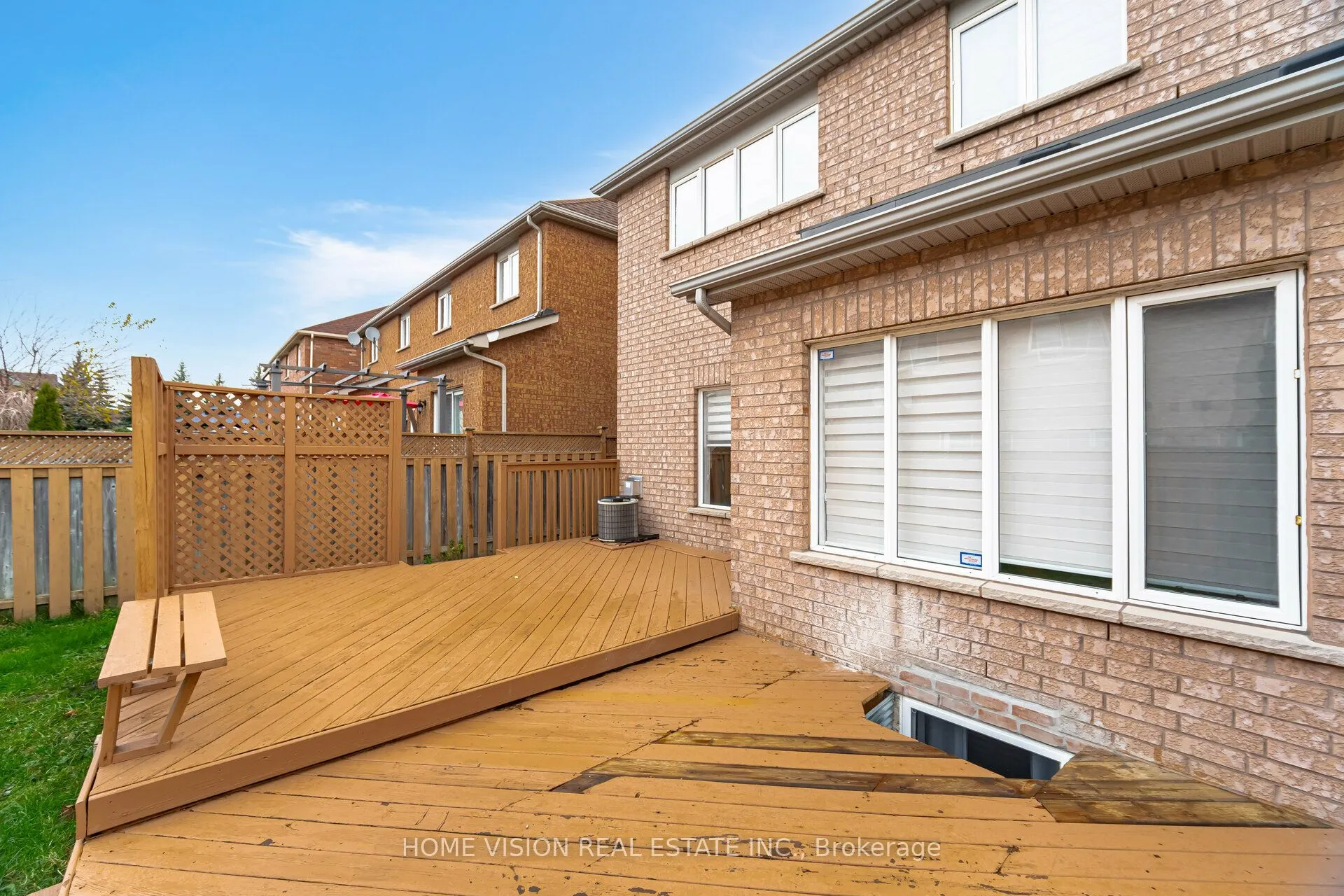 3120 Wrigglesworth Crescent