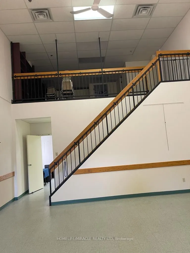 259 Traders Boulevard E, #6