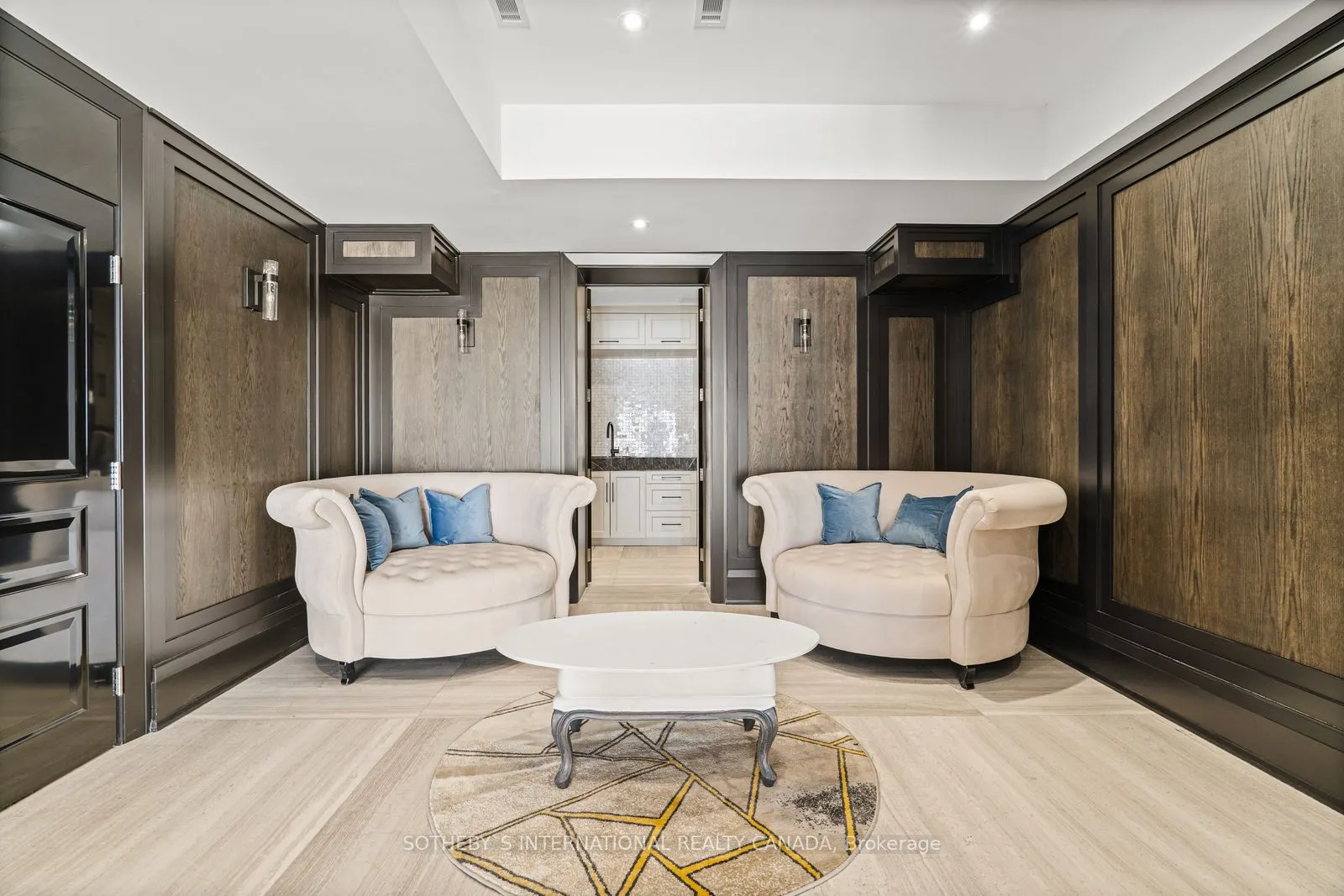 168 Oliver Place