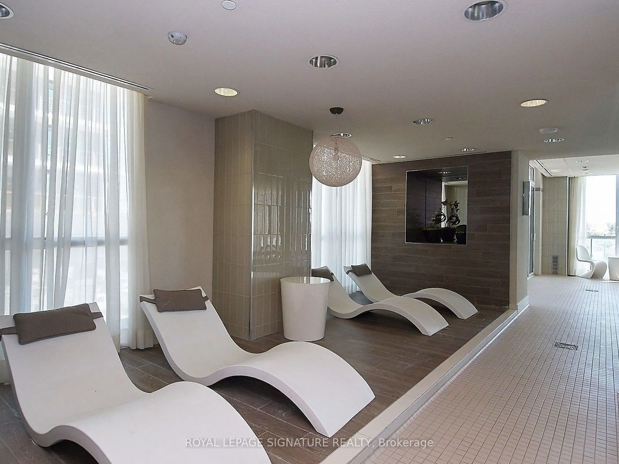 59 Annie Craig Drive, #1501