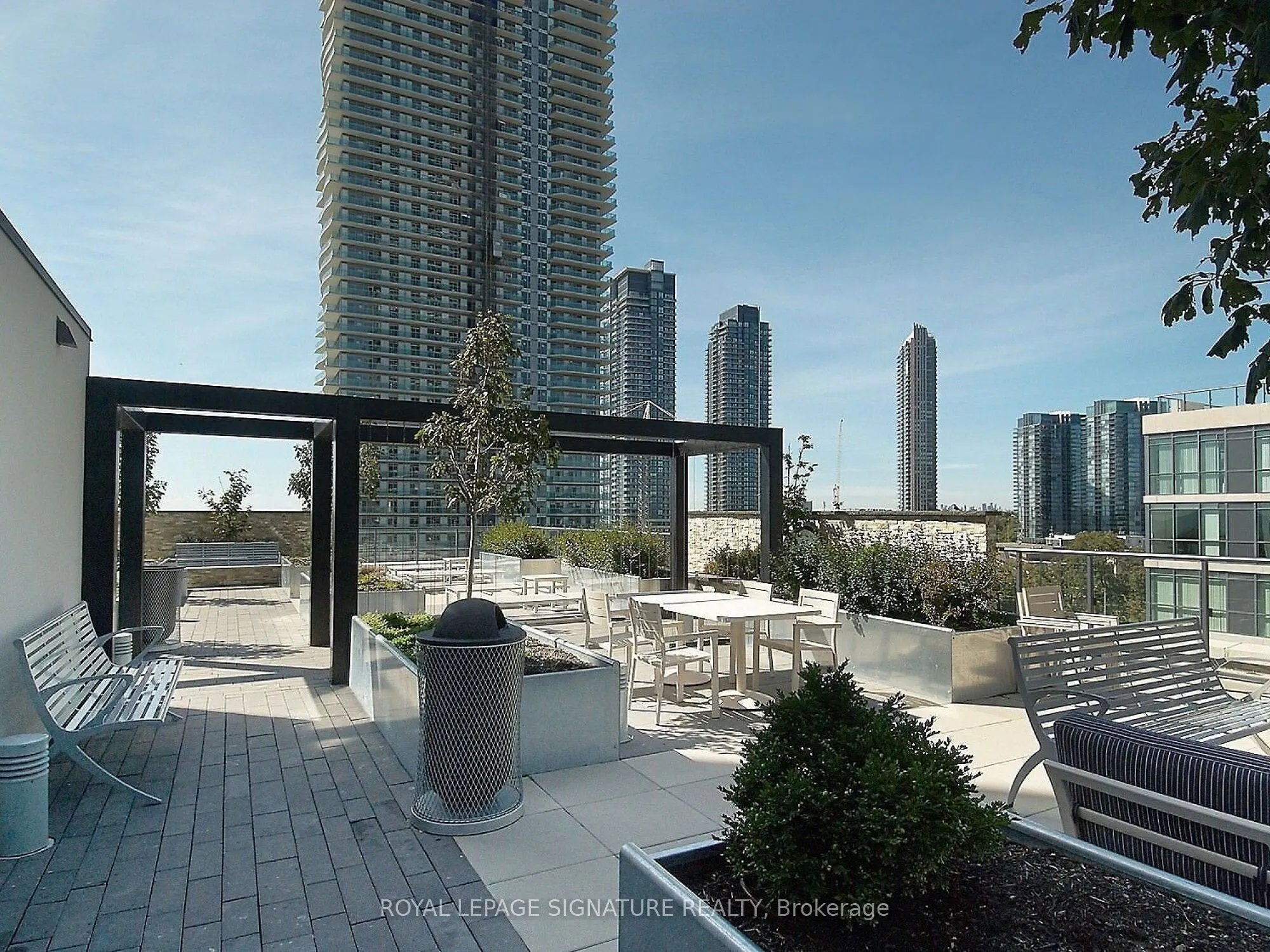 59 Annie Craig Drive, #1501