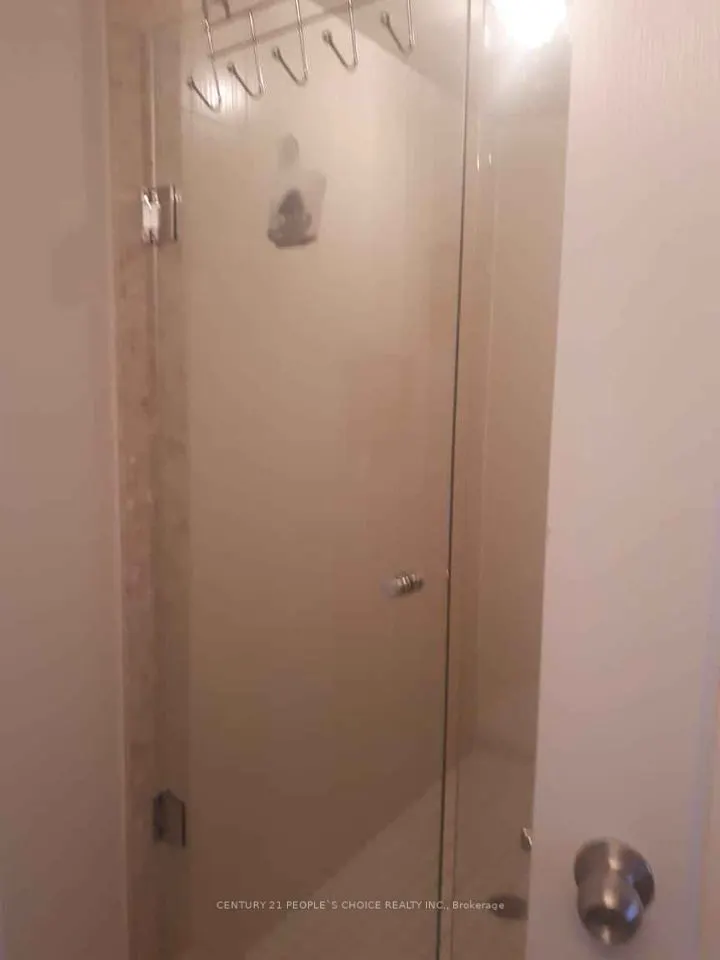 2480 Post Road, #6
