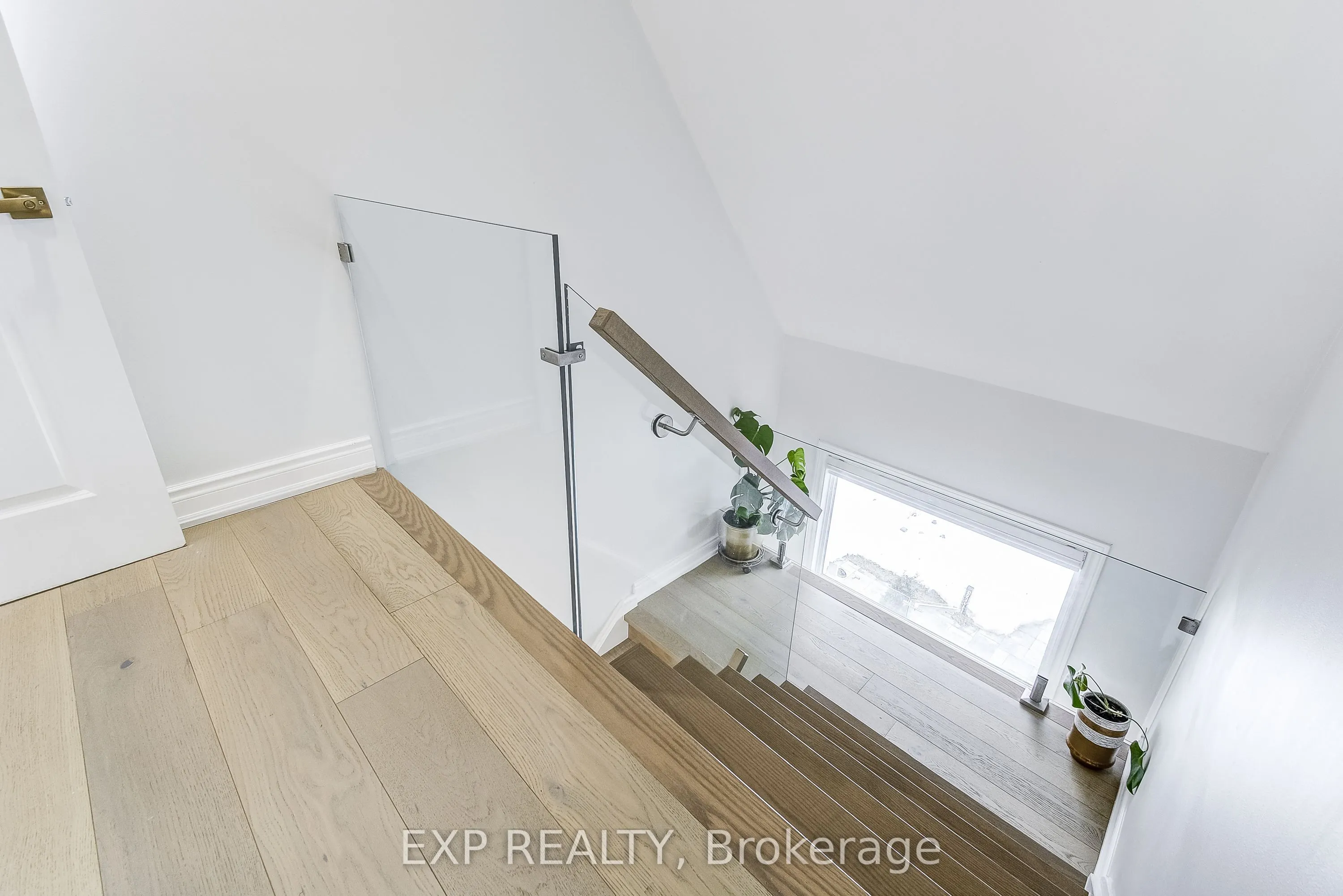 204 Sheraton Court