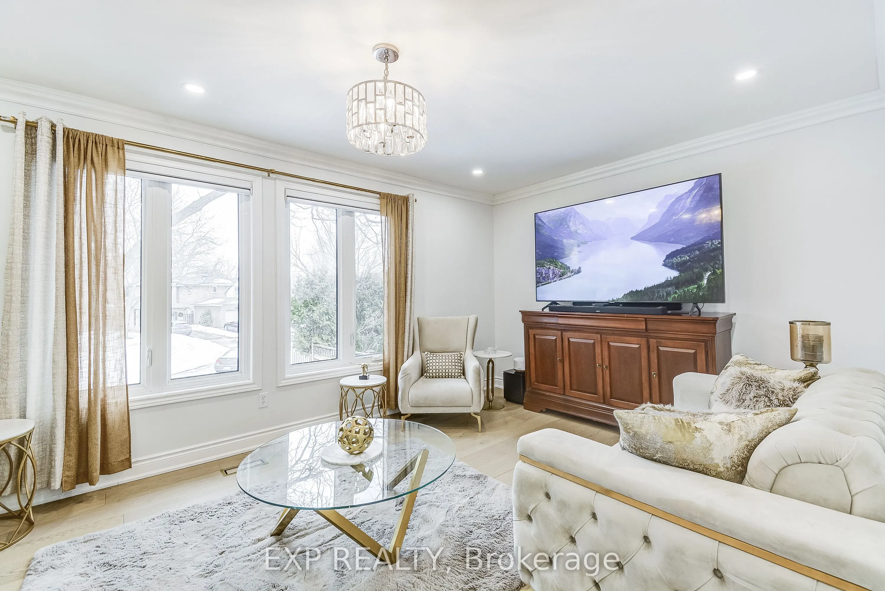 204 Sheraton Court