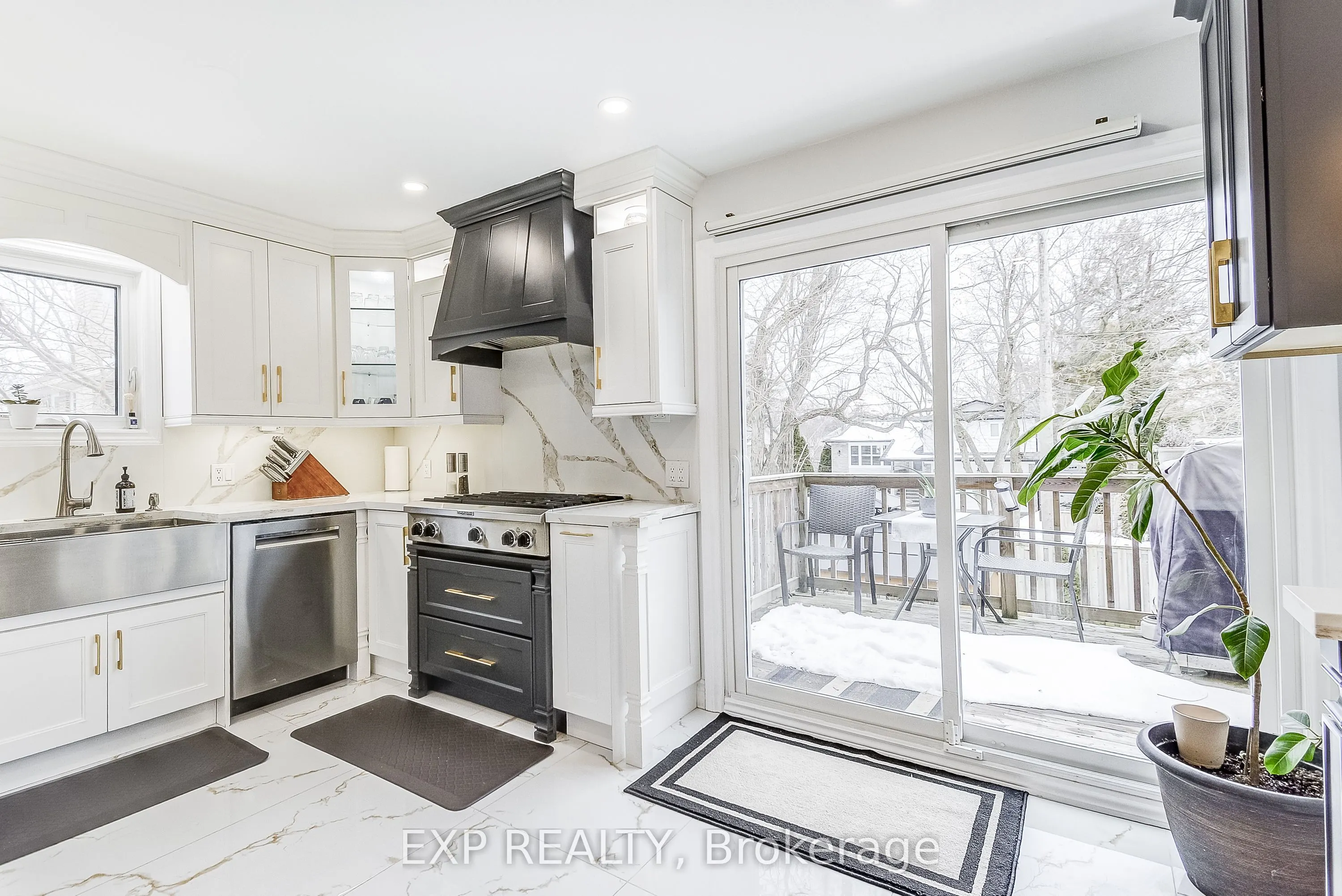 204 Sheraton Court