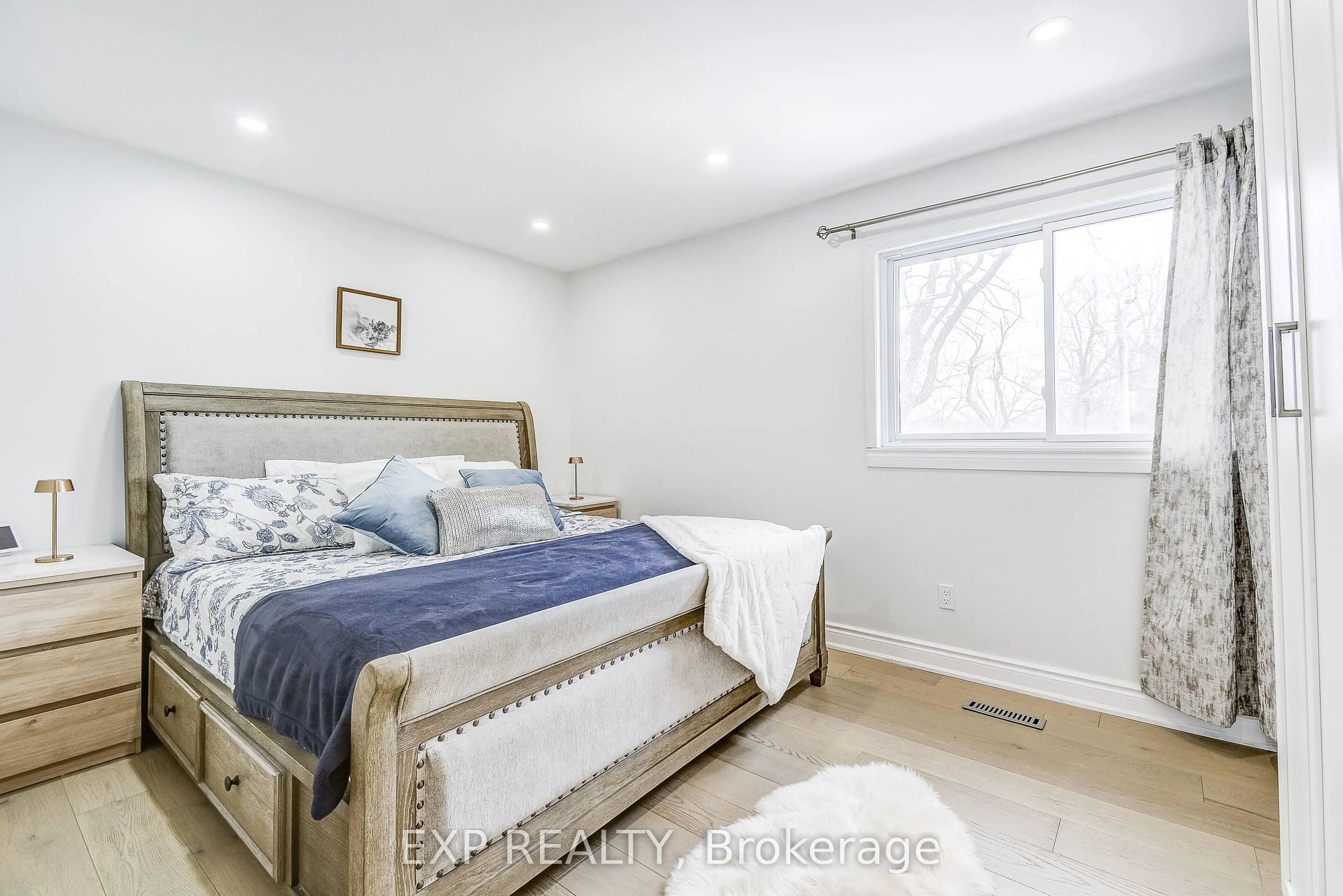 204 Sheraton Court