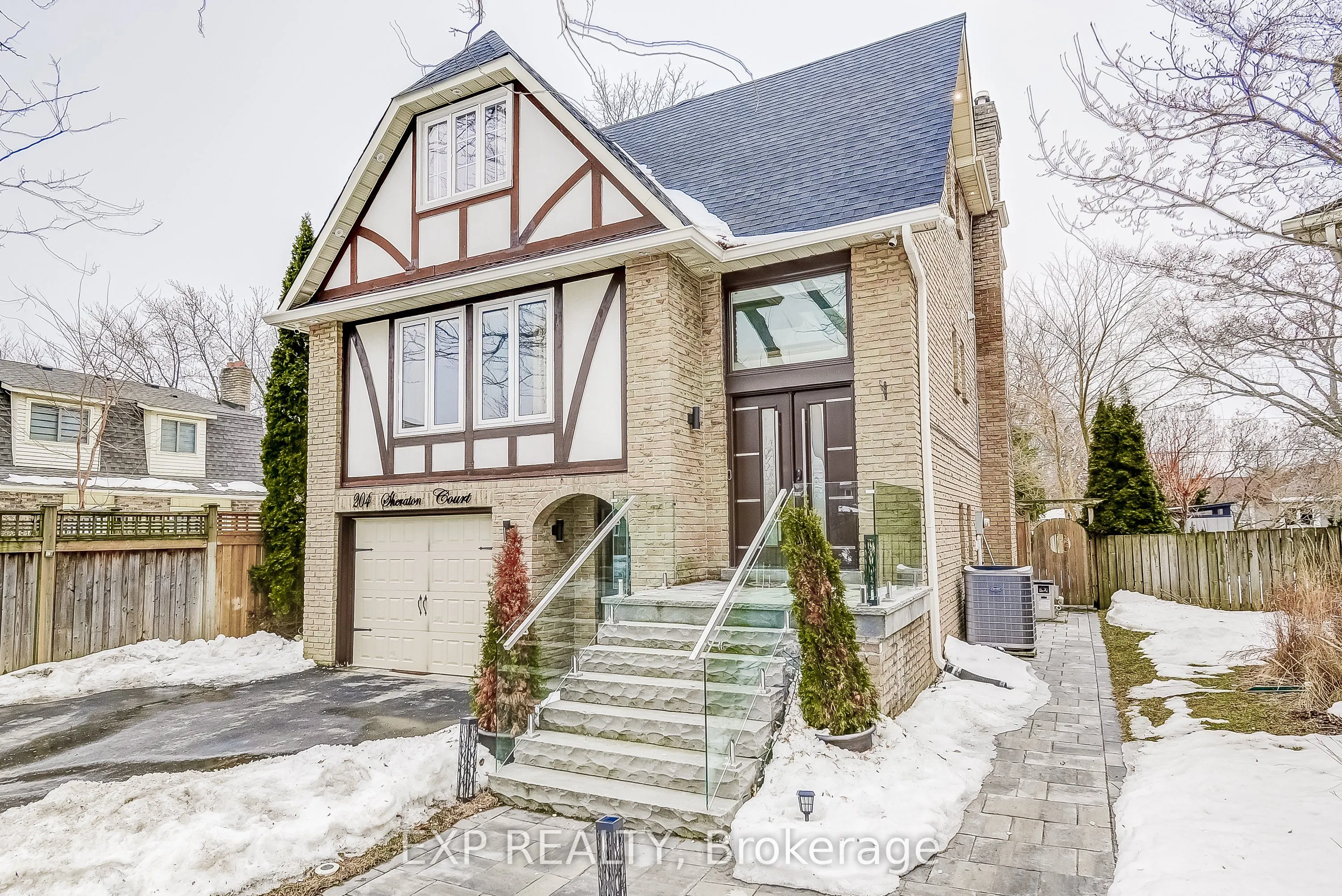 204 Sheraton Court