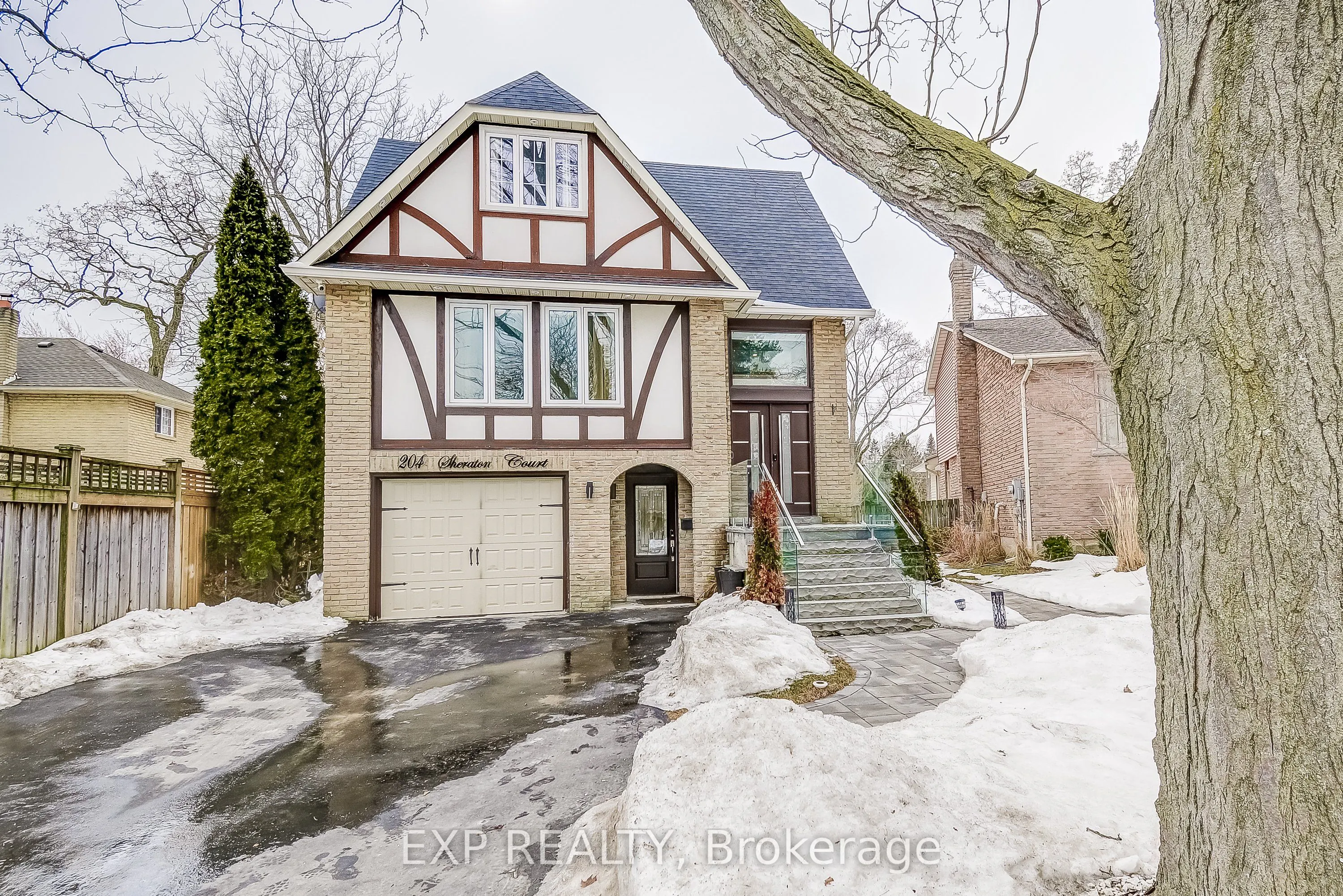204 Sheraton Court
