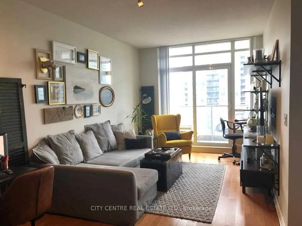 388 Prince Of Wales Drive, #1907