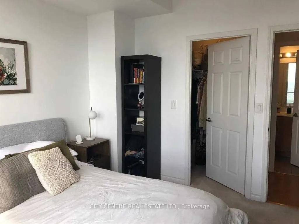 388 Prince Of Wales Drive, #1907