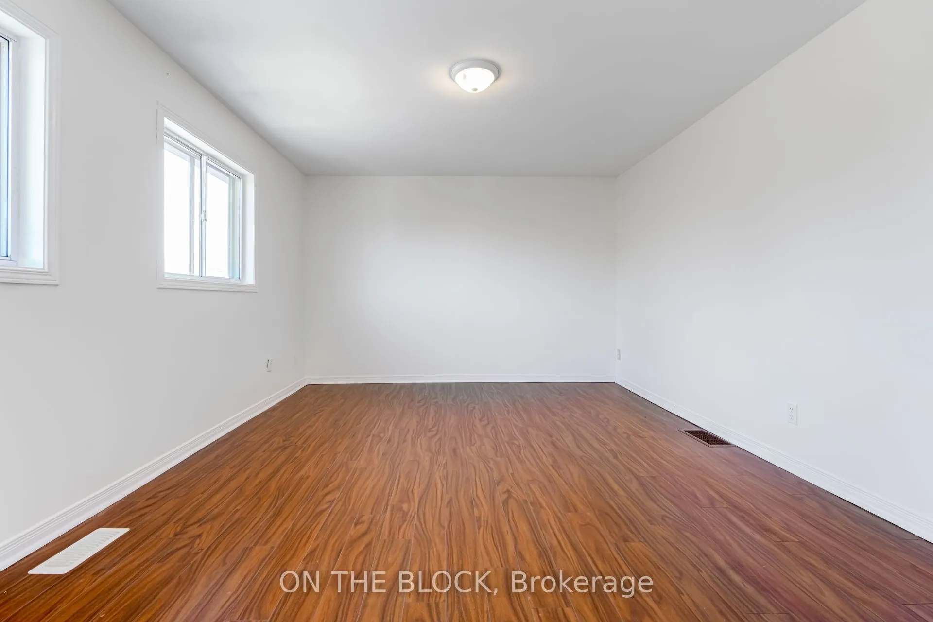 47 Carleton Place, #47
