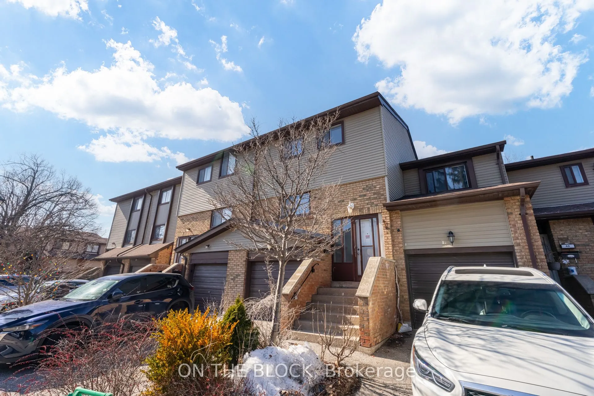 47 Carleton Place, #47