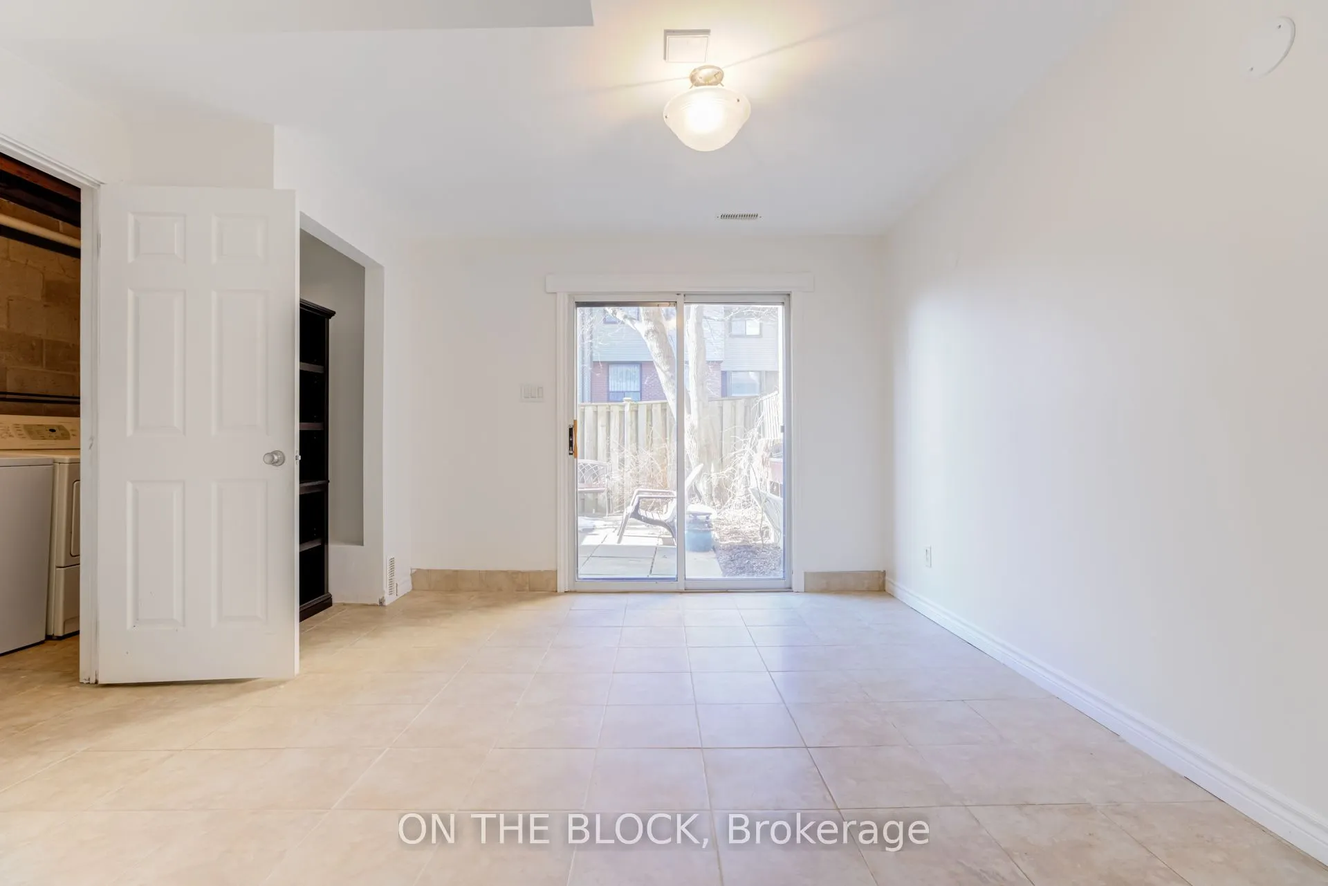47 Carleton Place, #47